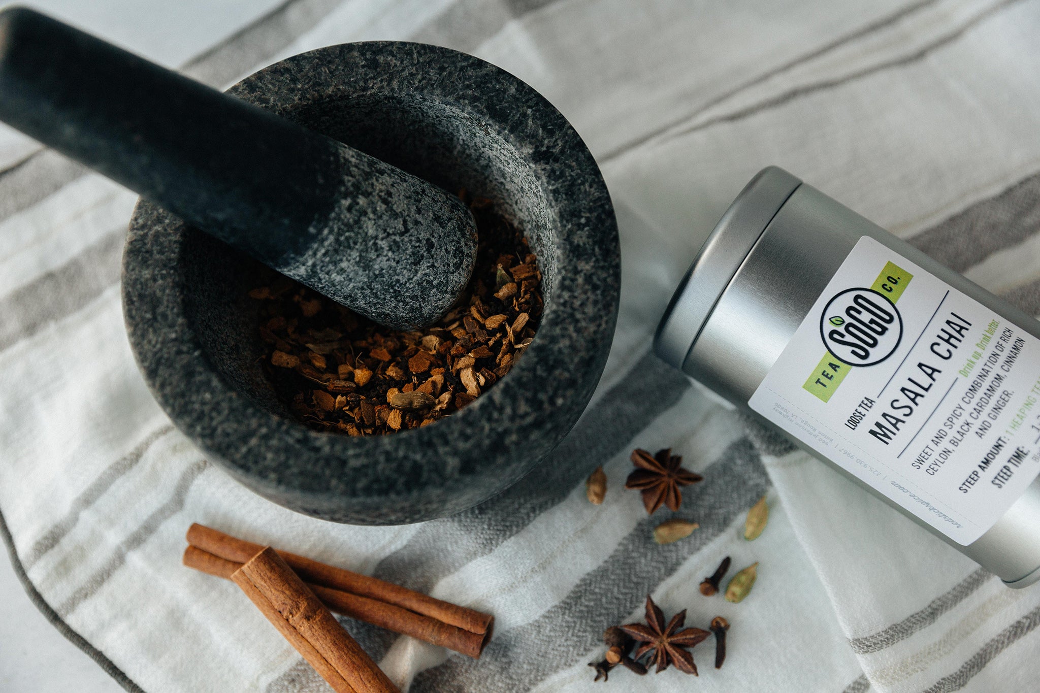 Organic Masala Chai Black Tea - Premium Spiced Indian Tea Blend for Energy & Relaxation - Perfect for Morning Boost, Afternoon Pick-Me-Up & Cozy Evenings