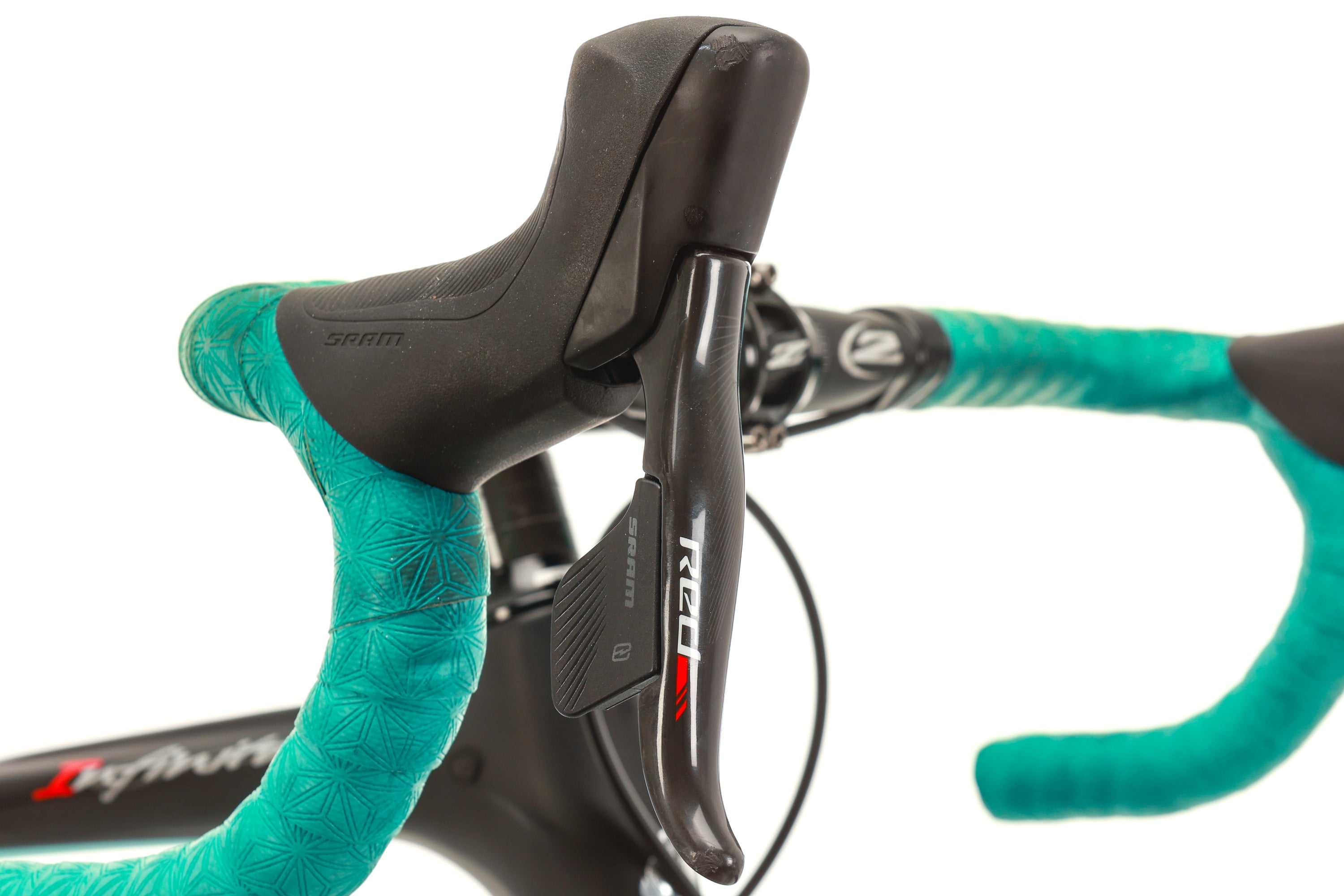 Bianchi Infinito CV Disc Road Bike 2018 - 55cm Carbon Frame Endurance Bike for Long Distance Cycling & Racing | Perfect for Road Trips, Commuting & Fitness Training