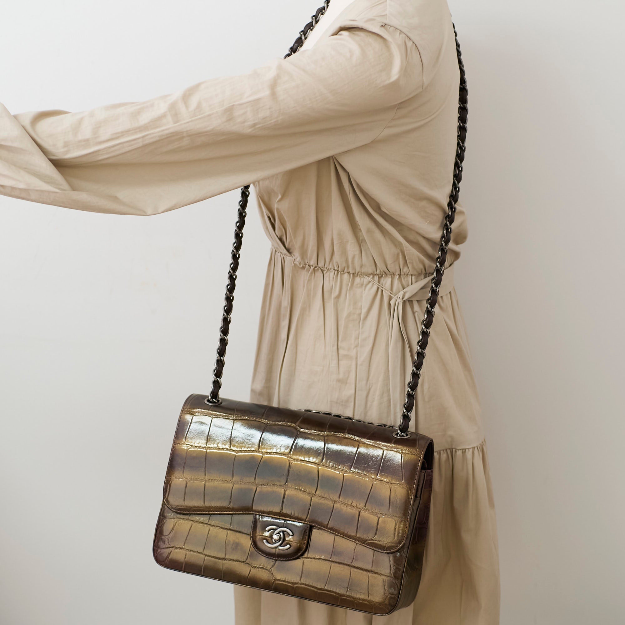 Chanel Metallic Alligator Jumbo 14 Series Luxury Handbag - Perfect for Evening Events, Parties & Special Occasions