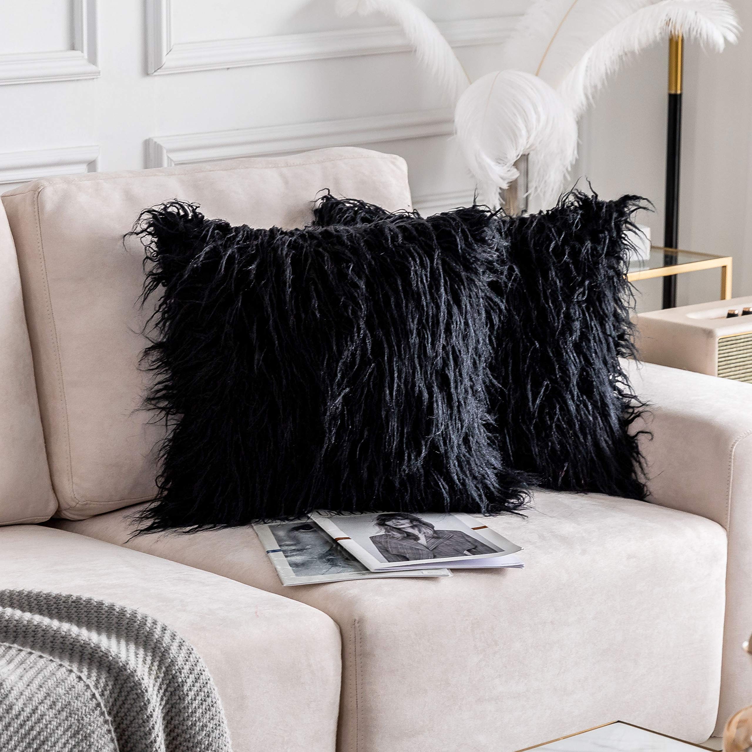 Premium 24x24 Inch Faux Fur Pillow Covers (2-Pack) - Soft Shaggy Decorative Throw Pillow Covers for Sofa, Bed & Outdoor Patio - Black Euro Sham (60cm) - Perfect for Living Room Decor, Garden Furniture & Cozy Home Accents