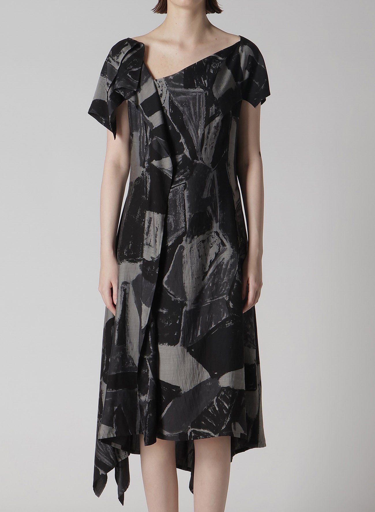 Stylish CU/DUNGAREE Twill Painted City Print Handkerchief Hem Dress - Perfect for Casual Outings, Date Nights & Summer Fashion