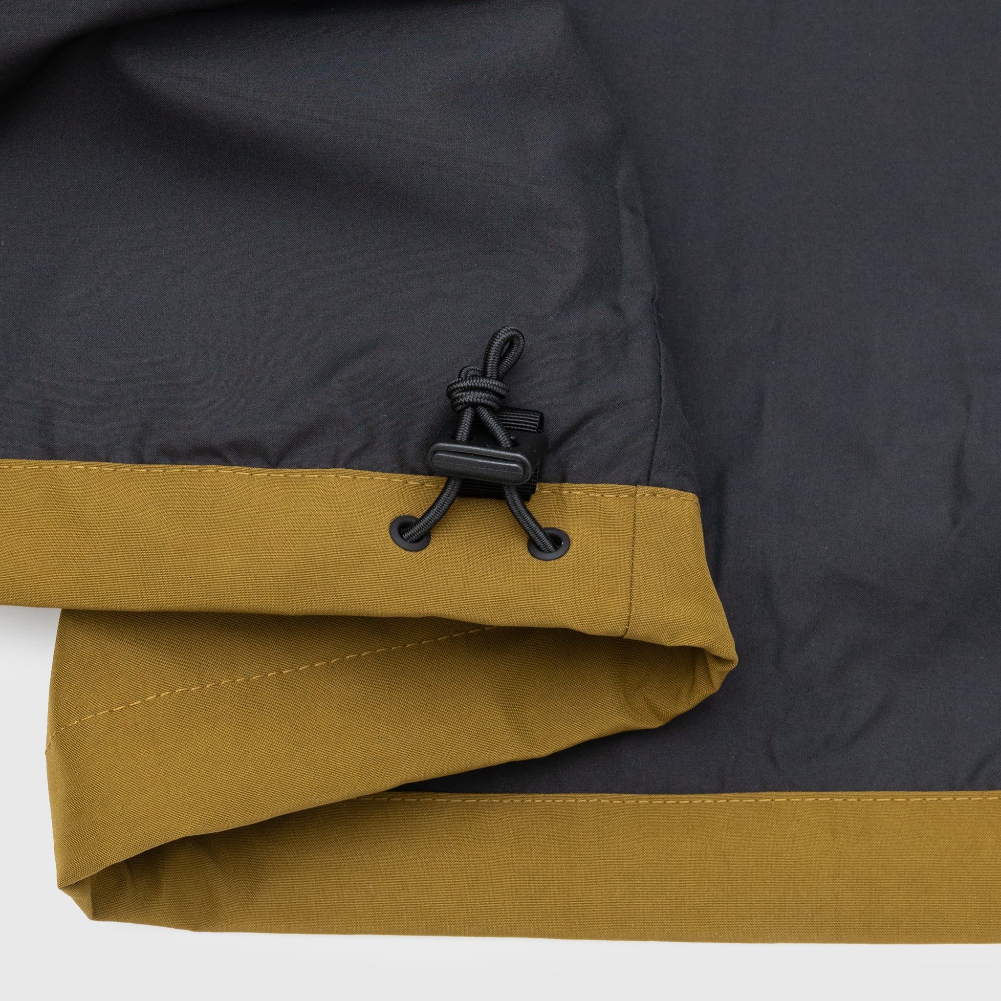 GORE-TEX Waterproof Mountain Jacket for Hiking & Outdoor Adventures - Lightweight Windproof Raincoat for Men & Women