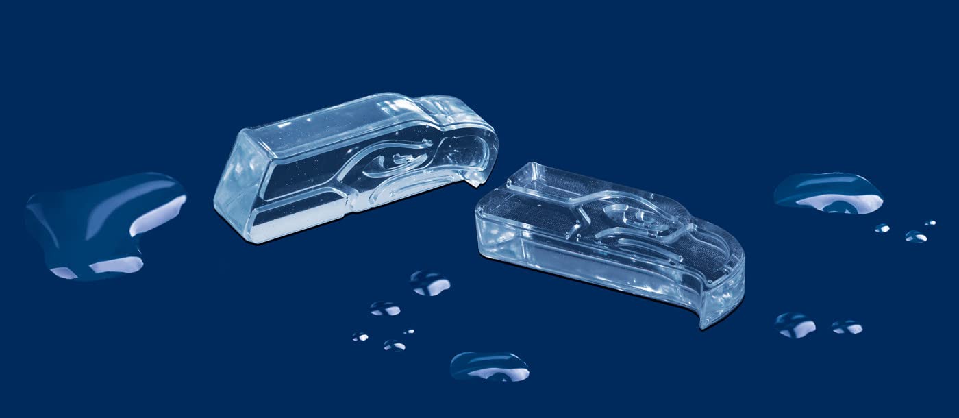 MasterPieces NFL Seattle Seahawks Ice Cube Tray - Team Logo Silicone Mold for Cocktails, Drinks & Party Decor - Perfect for Game Day, Tailgating & Seahawks Fan Gifts