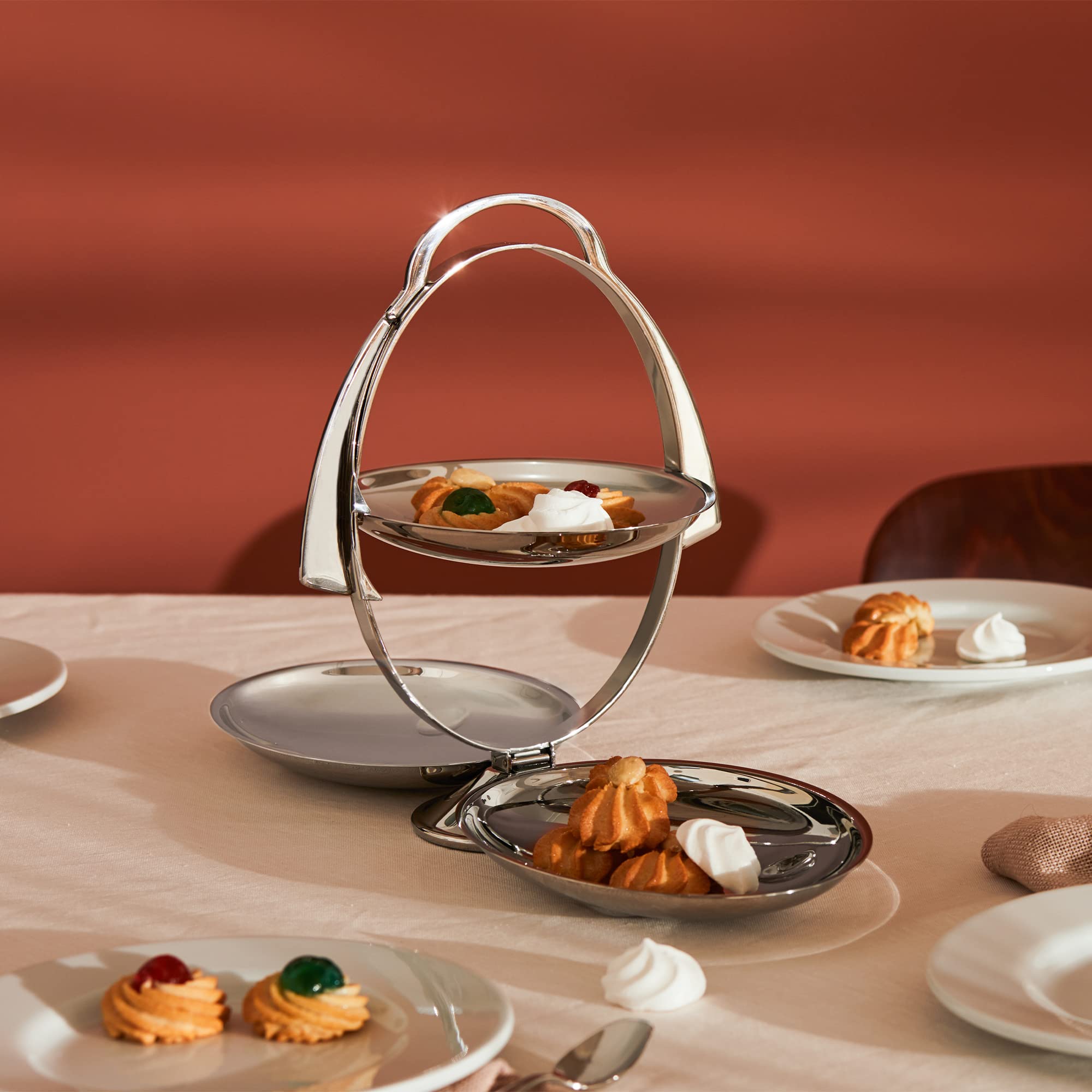 Alessi AM37 Anna Gong 3-Tier Folding Cake Stand - 18/10 Stainless Steel Mirror Polished Dessert Server for Parties, Weddings & Afternoon Tea