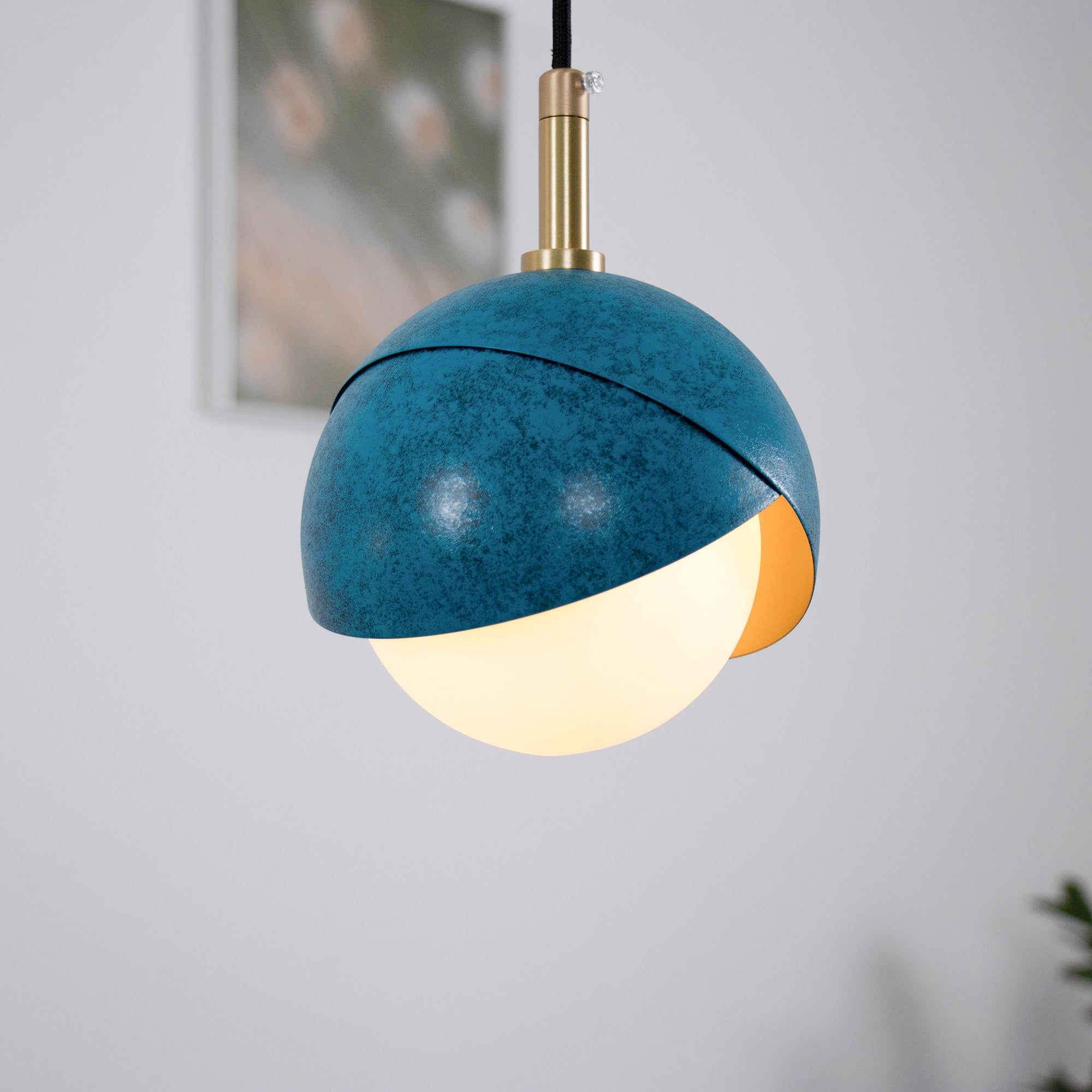 Elegant Earring Pendant Light - Modern Hanging Chandelier for Bedroom, Dining Room & Living Room Decor - Dimmable LED Lighting Fixture for Home & Office