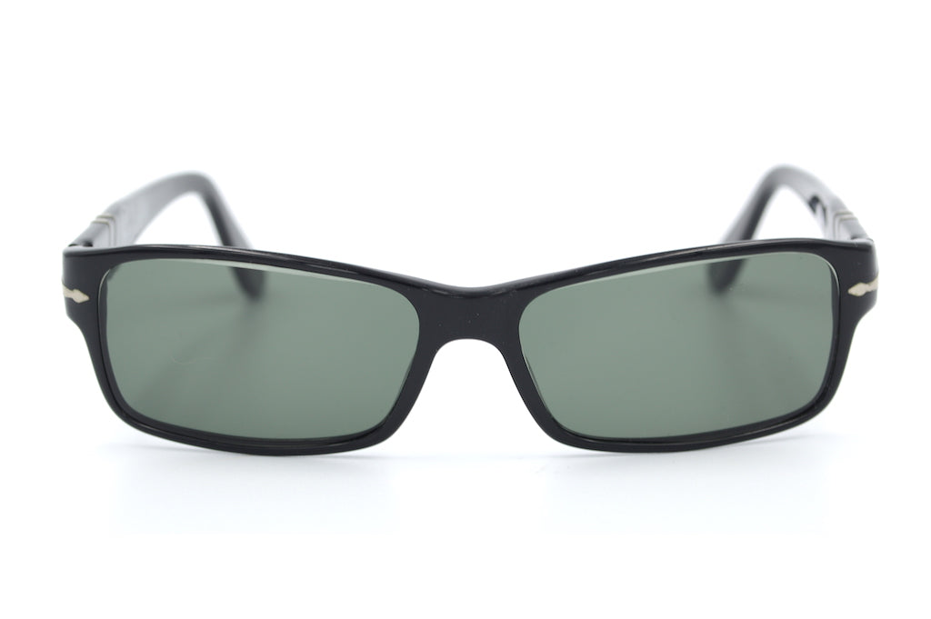 Persol 2747 Sunglasses - Polarized Vintage Aviator Style for Men & Women - UV Protection & Comfort Fit - Perfect for Driving, Travel, and Outdoor Activities