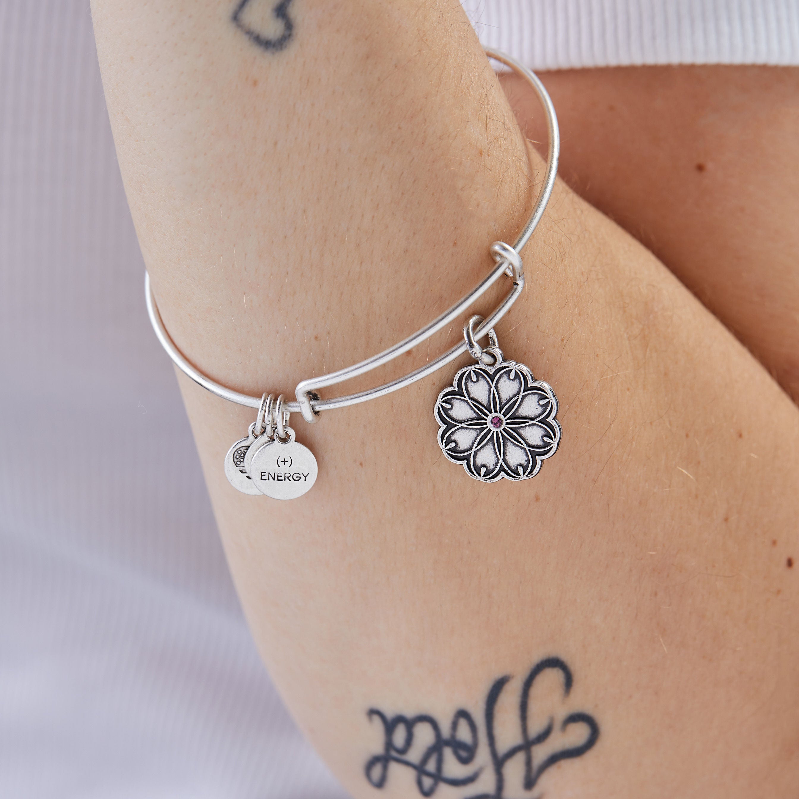 Healing Love Flower Charm Bangle - Elegant Floral Bracelet for Women | Perfect for Valentine's Day, Anniversary & Romantic Gifts