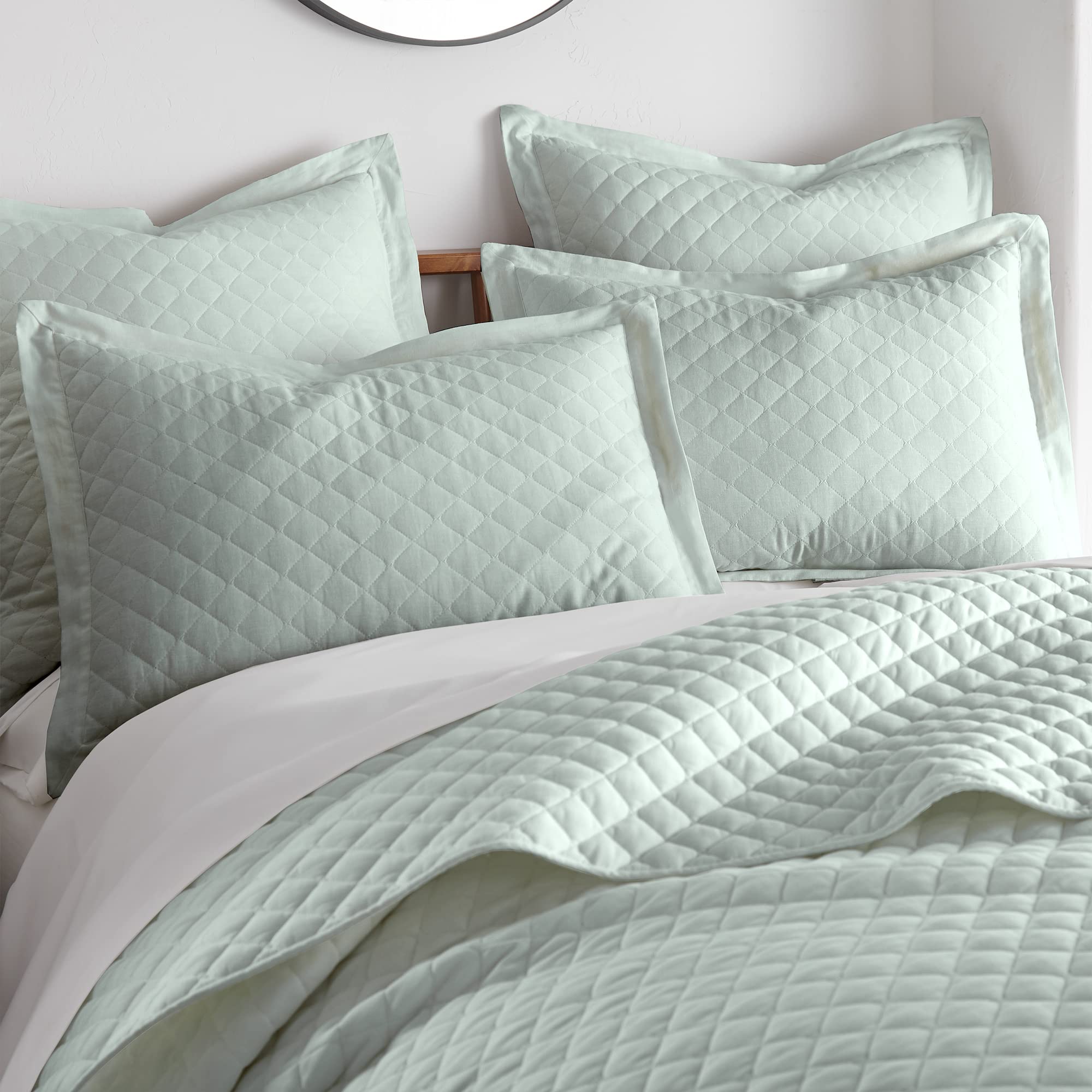 Levtex Home Austin Reversible Diamond Quilt Set - Full/Queen Size (88x92in) with 2 Standard Shams (20x26in) - Linen Cotton Blend Bedding - Spa Style Luxury Quilt for Master Bedroom & Guest Room Decor