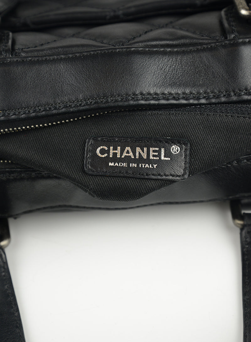 Chanel Quilted Black Leather Handbag - Luxury Designer Crossbody Bag for Women, Perfect for Evening Parties & Daily Use