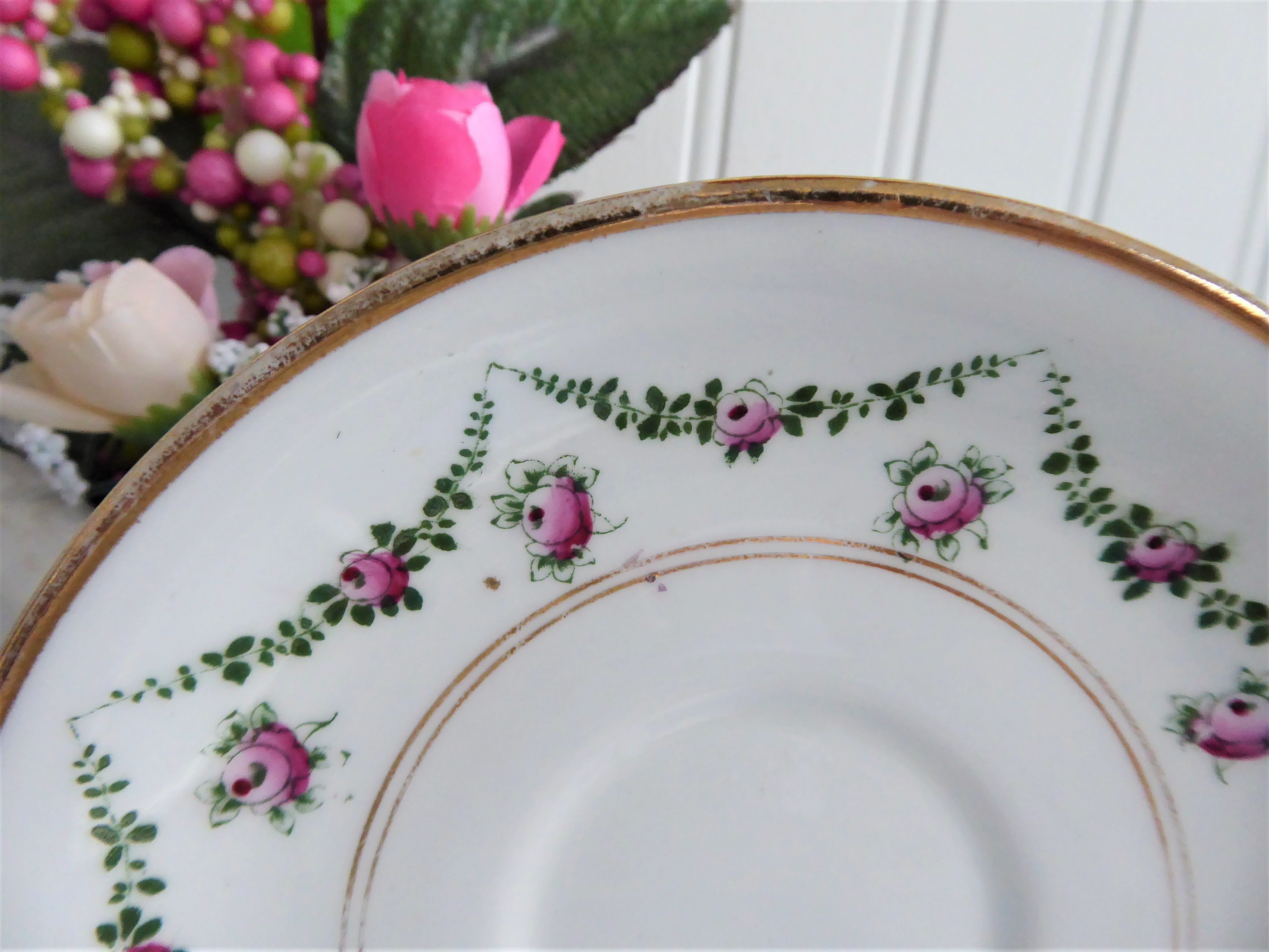 Vintage Edwardian Royal Albert Crown Cup & Saucer Set - Rosebud Swags with Gold Trim (1910 Bone China) - Elegant Floral Tea Set for Afternoon Tea, Wedding Gifts & Vintage Collectibles