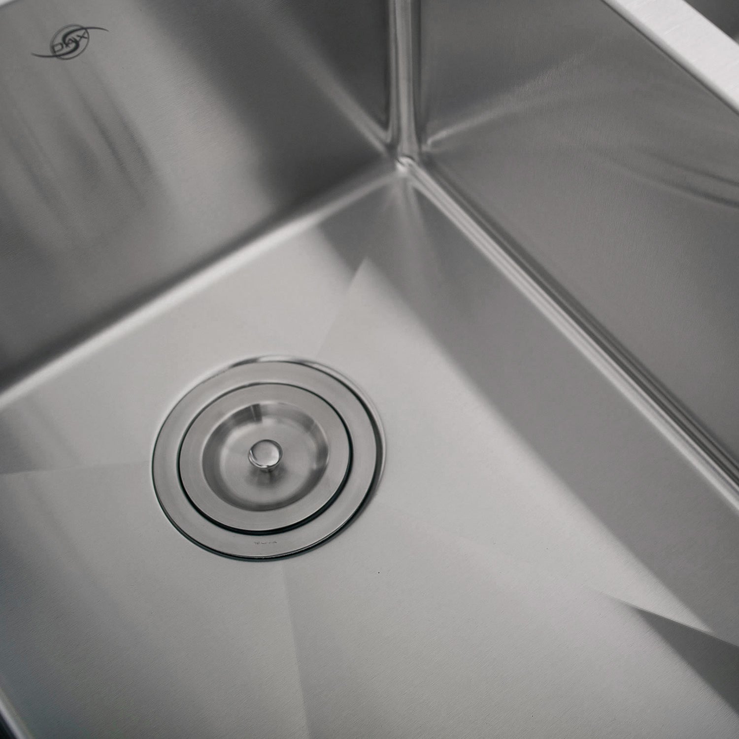 Premium DAX 60/40 Double Bowl Undermount Kitchen Sink - 18 Gauge Stainless Steel with Brushed Finish - 31.25