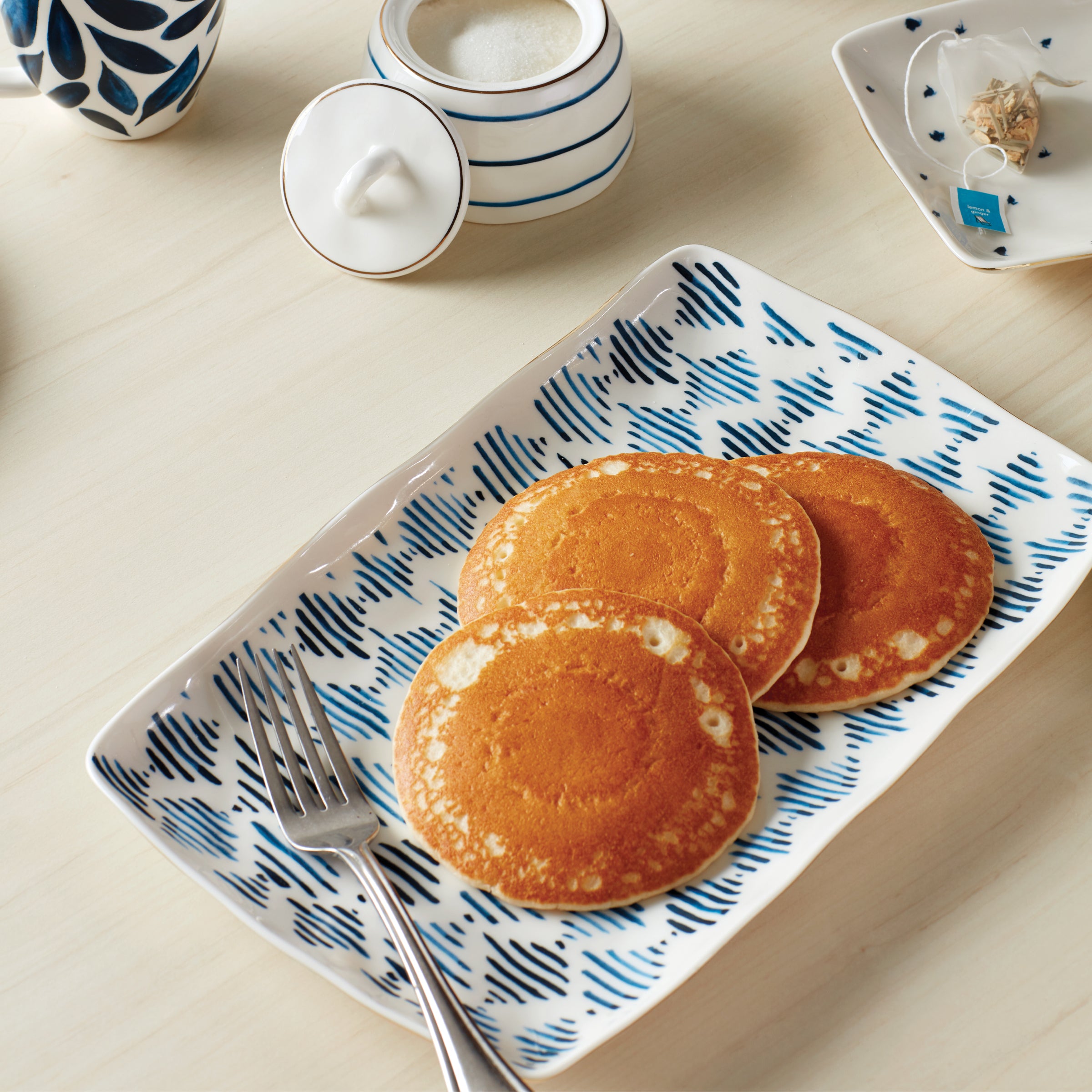 Blue Bay 2-Piece Nesting Platter Set - Elegant Serving Dishes for Parties, Entertaining & Home Decor | Durable Porcelain Appetizer & Dessert Trays