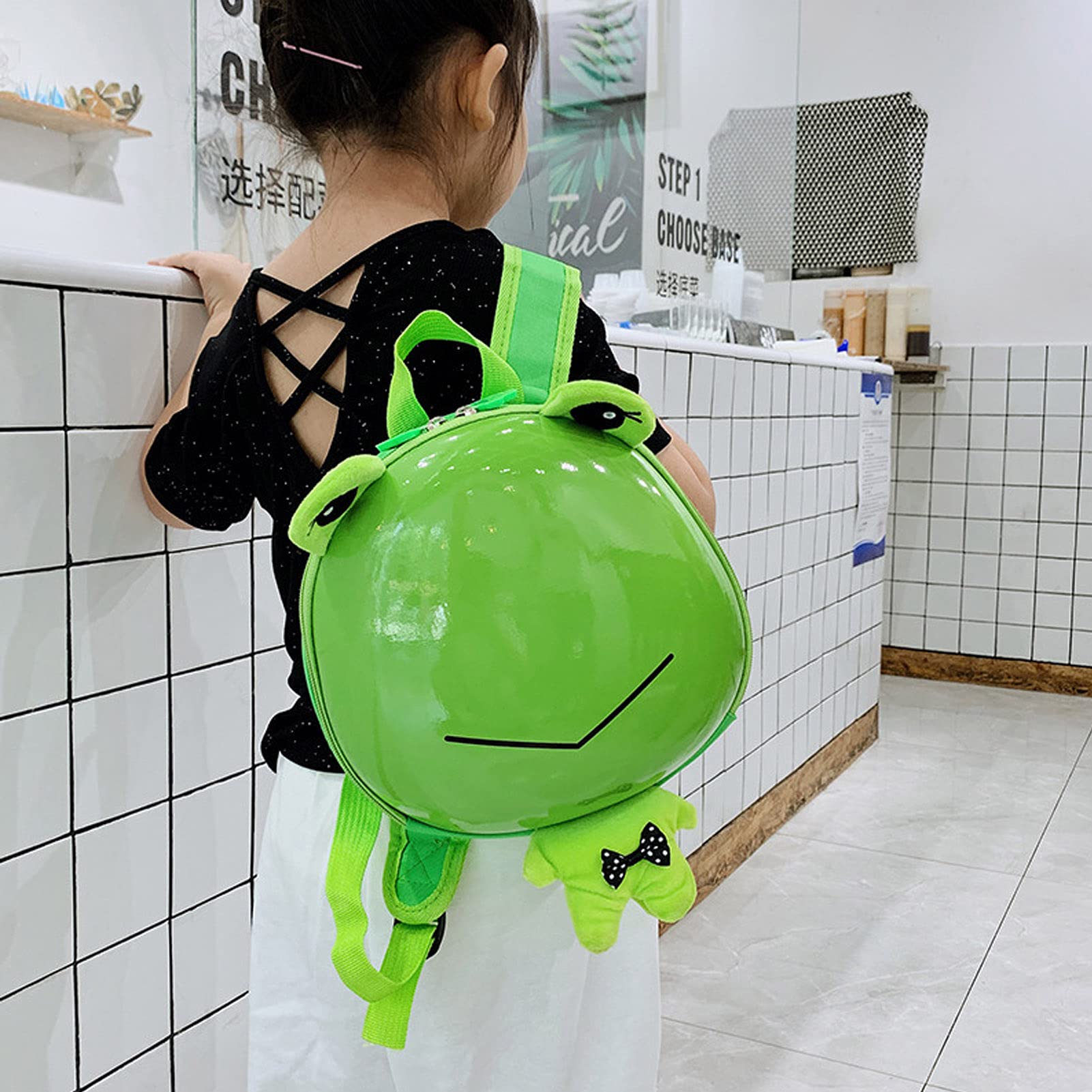 Hard Shell Kids School Backpack - Lightweight Adjustable Straps for Travel, Daycare & Daily Use (24x22x9cm, Green Frog Design) - Perfect for Boys & Girls