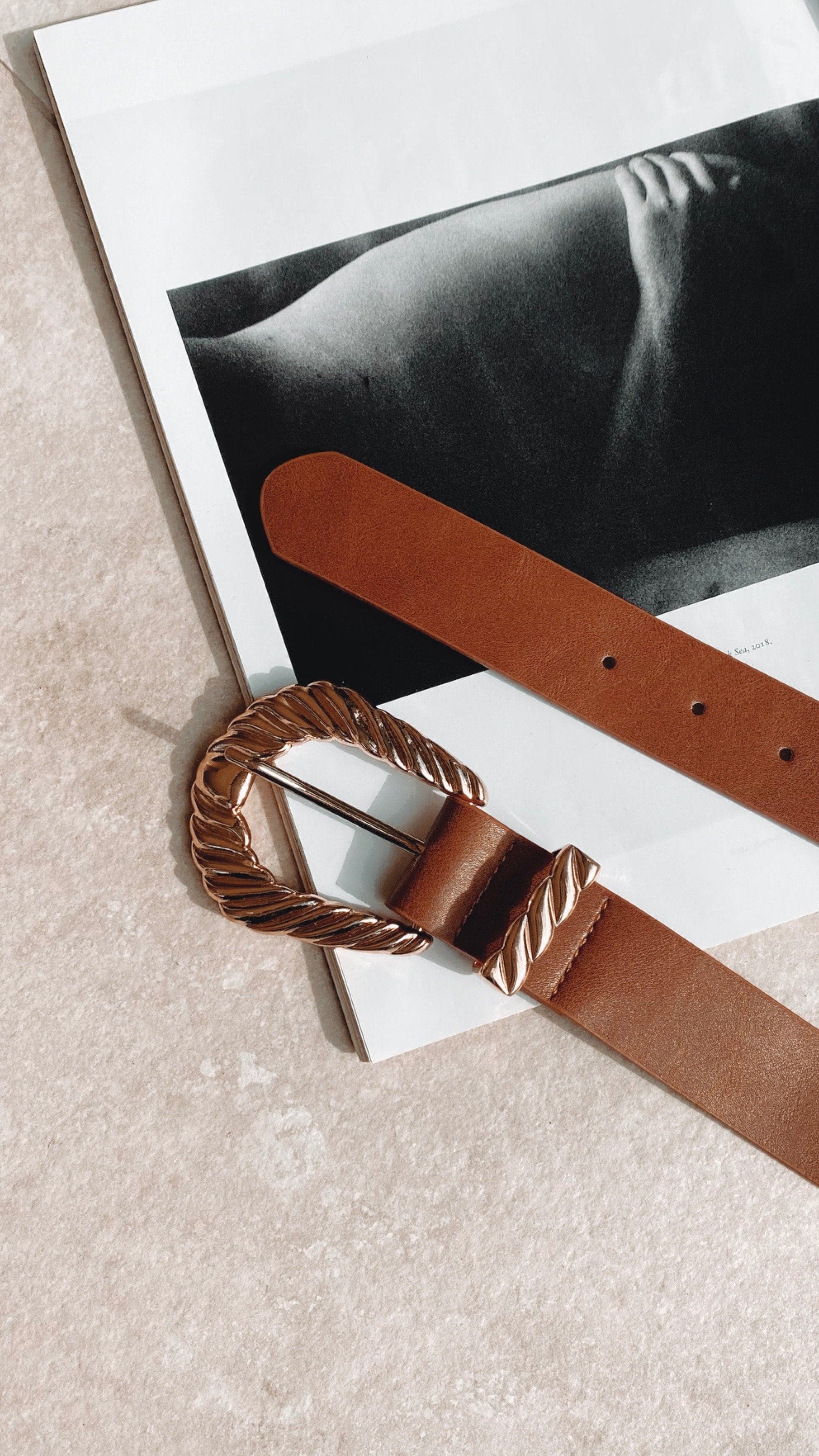 Amelie Twist Buckle Belt for Women - Adjustable Waist Belt in Brown & Gold - Perfect for Jeans, Dresses and Casual Outfits