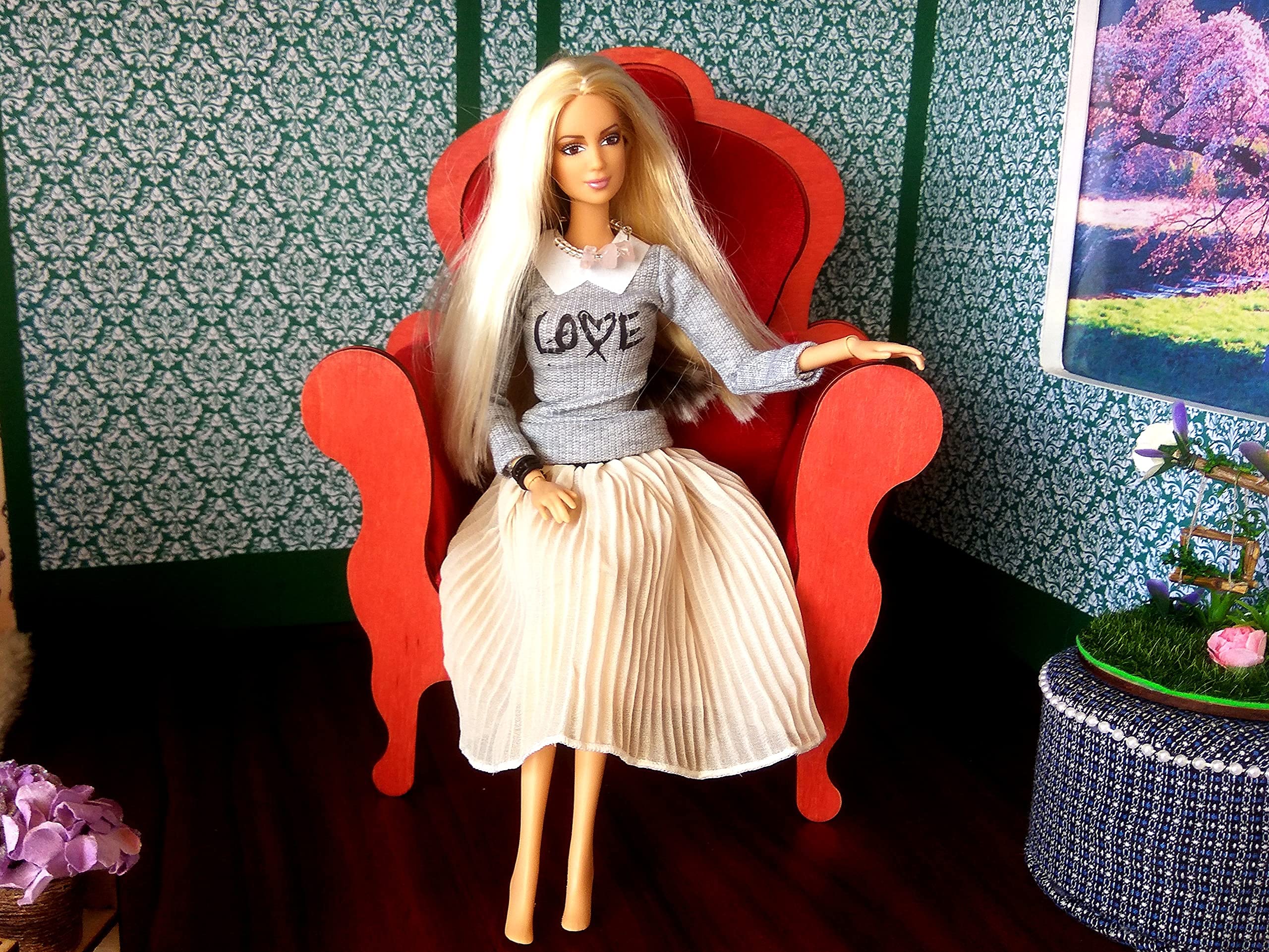 1:6 Scale Miniature Dollhouse Throne Chair - Handmade Wooden Furniture with Velvet Upholstery for Doll Display, Photography & Collectibles