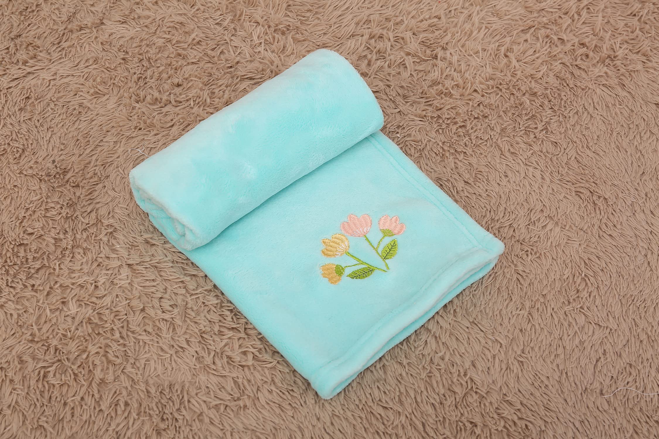 100% Cotton 6-Piece Pink Floral Baby Crib Bedding Set - Includes Quilt, Fitted Sheet, Skirt, Blanket, Diaper Storage Bag & Window Valance - Soft Flower Pattern Nursery Bedding for Girls - Perfect for Nursery Decor, Baby Showers & Newborn Gifts