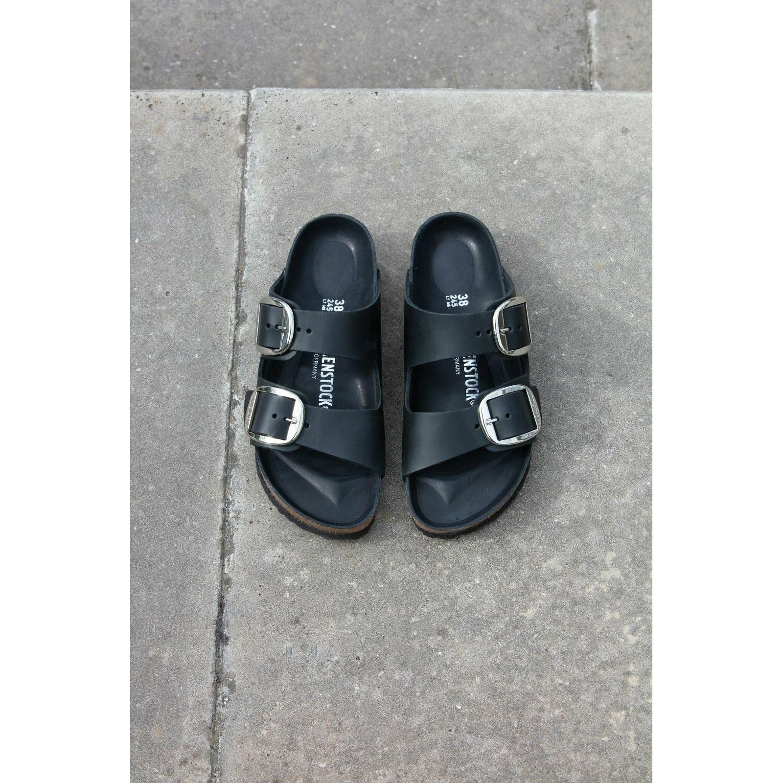 BIRKENSTOCK ARIZONA BIG BUCKLE Leather Sandals for Women - Comfortable Slide Sandals with Adjustable Buckle | Perfect for Casual Wear, Beach, and Summer Outfits