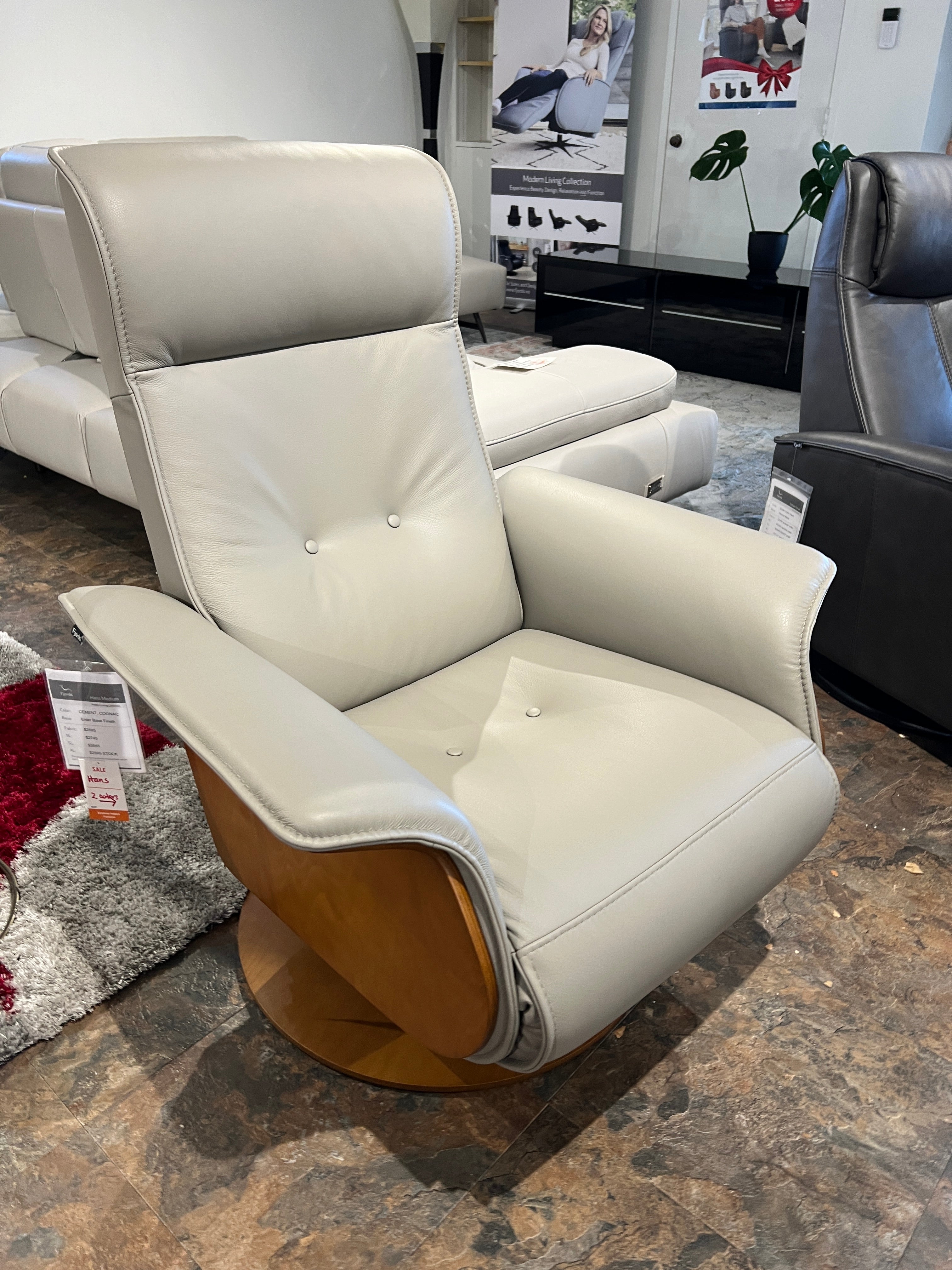 Fjords Hans Recliner Chair with Battery - Power Lift Reclining Chair for Living Room, Home Theater & Relaxation - In Stock Now