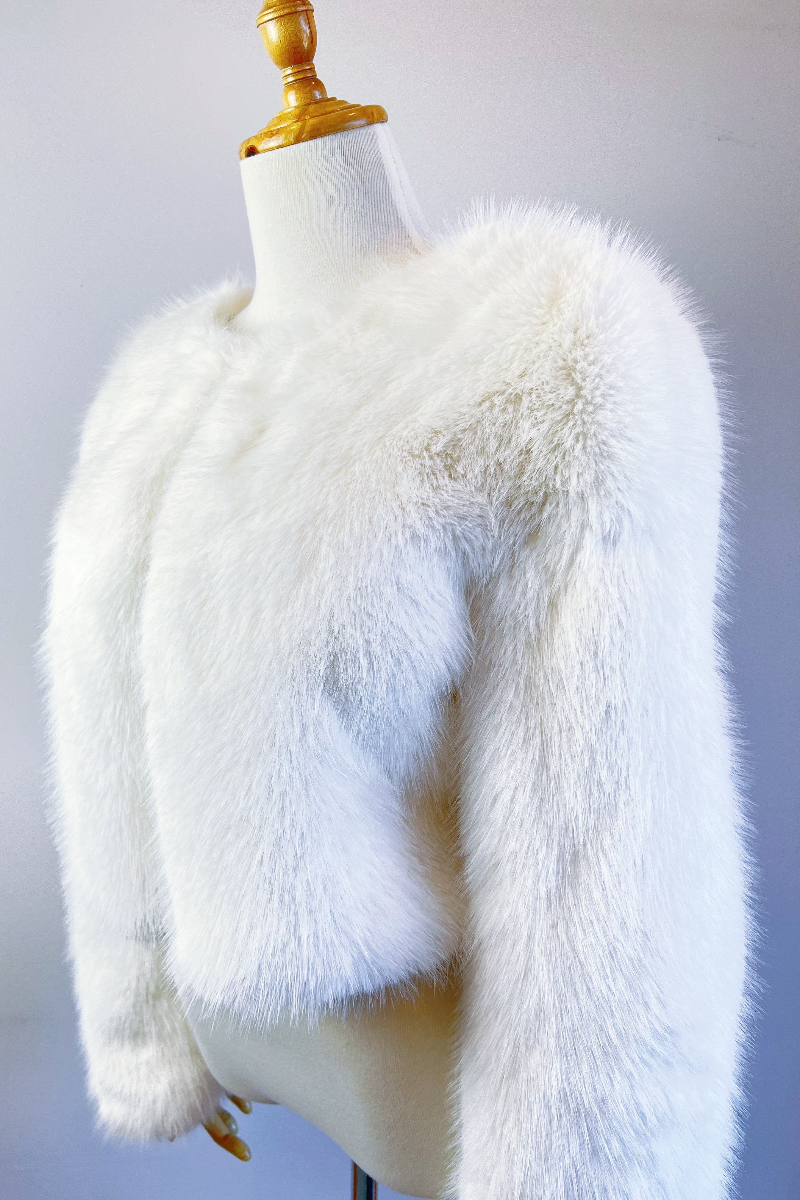 Ivory Faux Fur Bridal Jacket - Winter Wedding Coat for Bride, Bridesmaids & Formal Events (Anna Ivy07) - Perfect for Winter Weddings, Photoshoots & Special Occasions