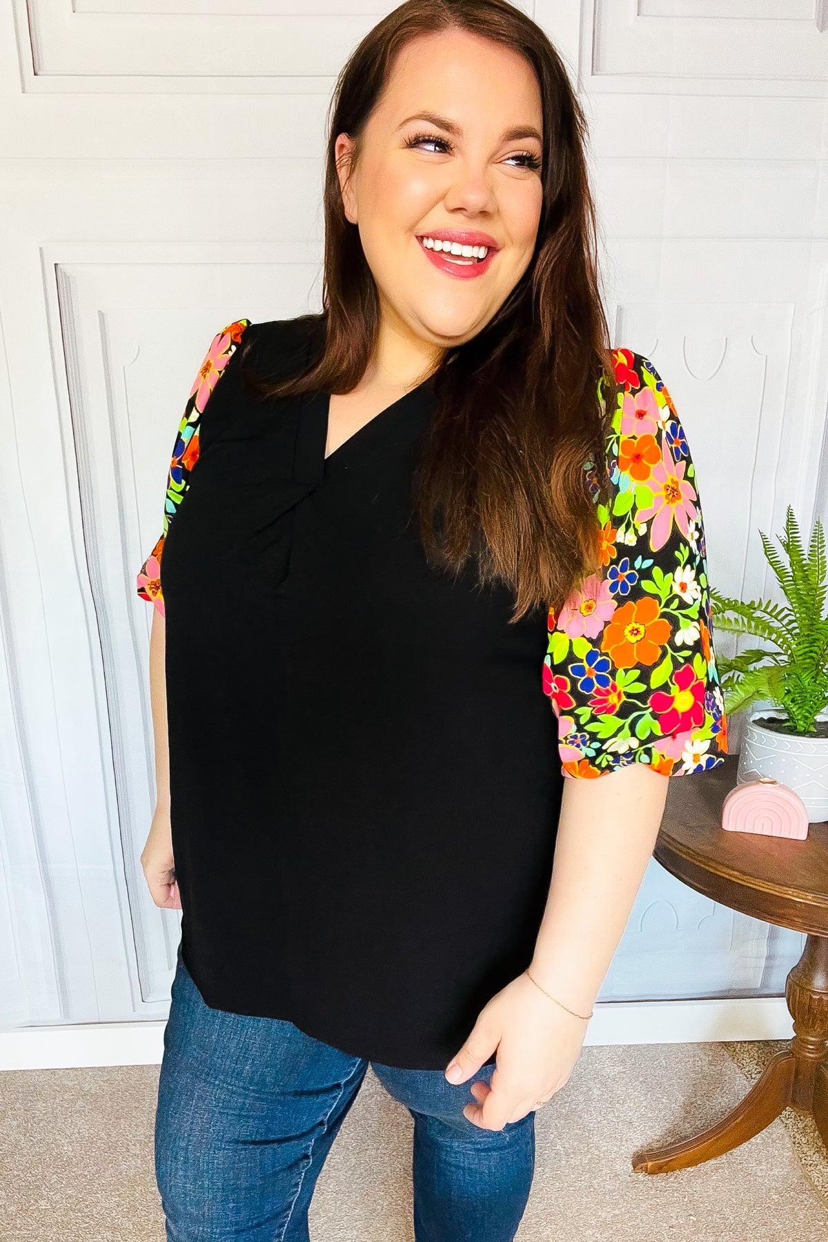 Eyes On You Black Floral Puff Sleeve V Neck Top - Women's Fashion Blouse for Date Night & Special Occasions