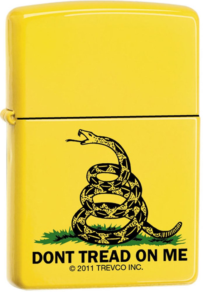 American Pride Don't Tread On Me Gadsden Flag Patriotic Zippo Lighter - Windproof Metal Lighter for Camping, Hiking & Outdoor Adventures | Collectible Patriotic Gift for Men & Women