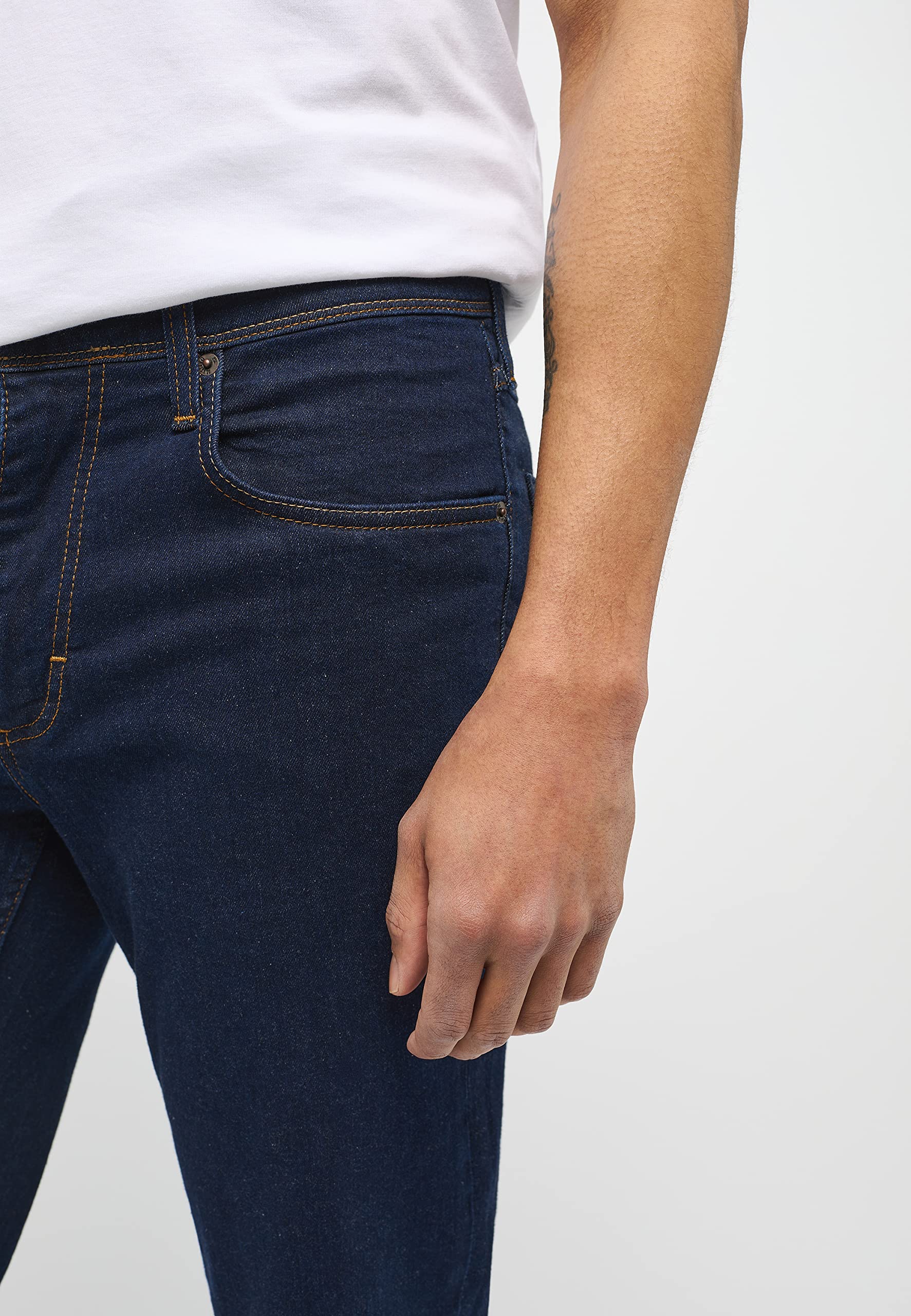 MUSTANG Men's Washington Slim Fit Jeans - Classic Stretch Denim Pants for Casual Wear & Office Style