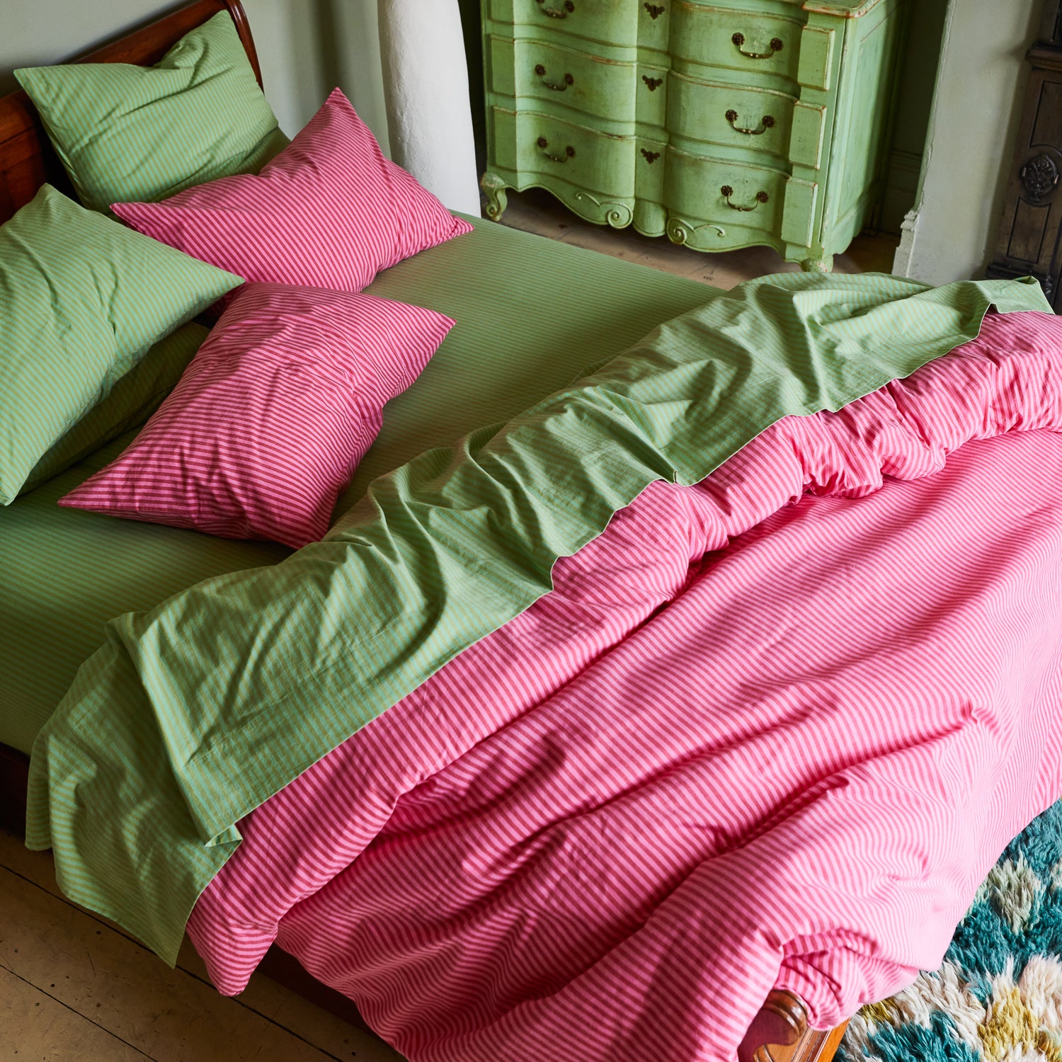 Premium Cordell Cotton Sheets - Soft & Breathable Emerald Green Bedding Set for Ultimate Comfort | Perfect for Master Bedroom, Guest Room & Dormitory