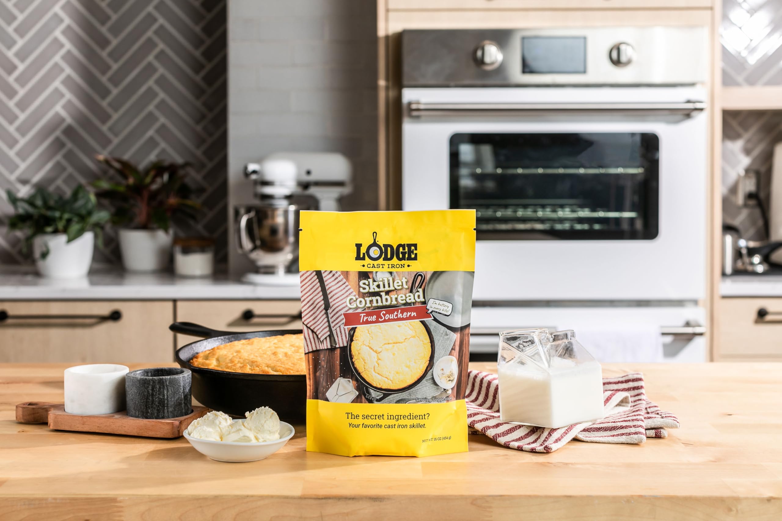 Authentic Southern Lodge Cast Iron Skillet Cornbread Mix - 16oz (4 Pack) | Perfect for Cast Iron Skillets, Wedge Pans & Muffin Tins | Non-GMO Ingredients | Ideal for Family Dinners, BBQs & Holiday Baking