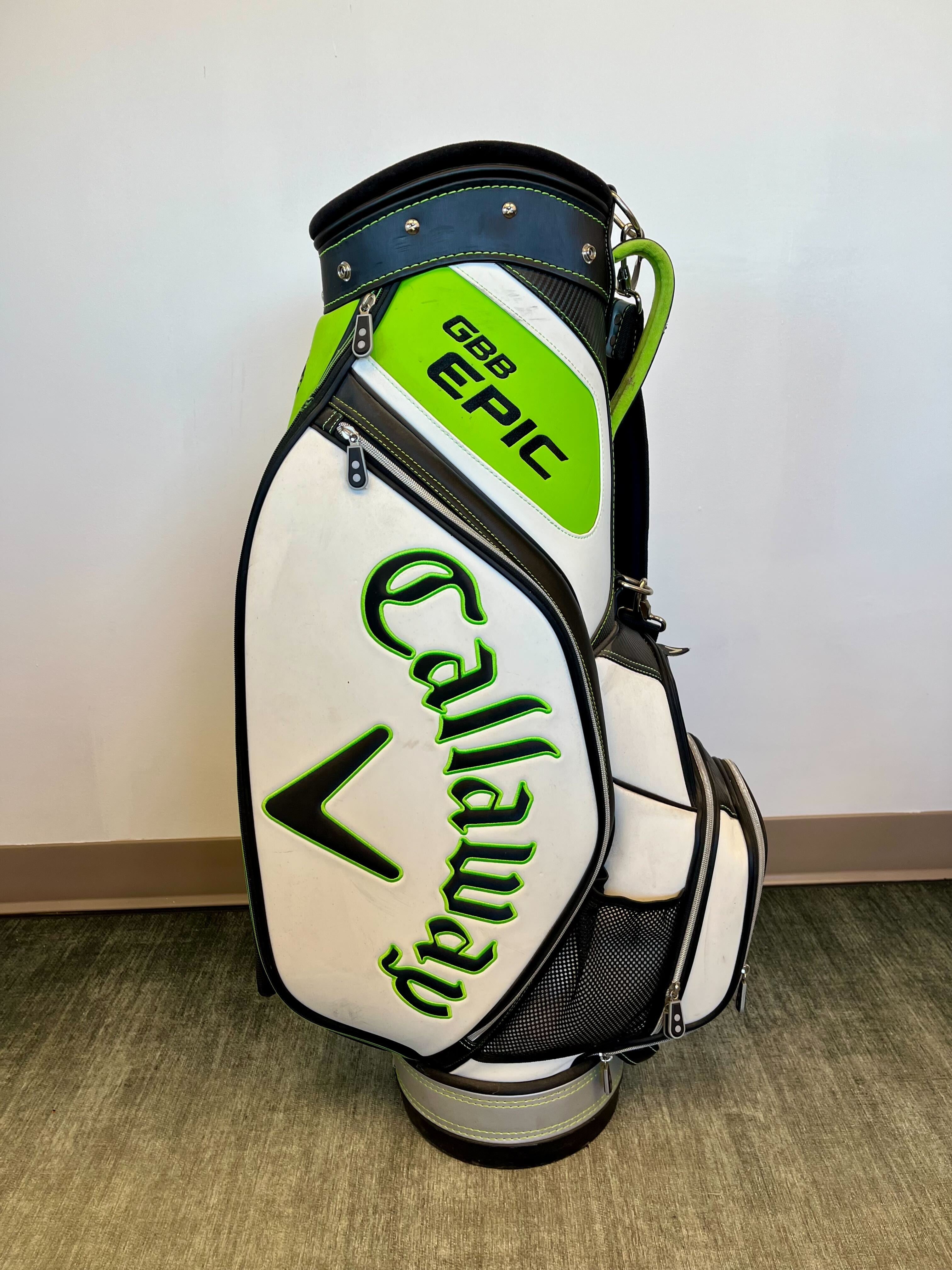 Callaway GBB Epic Staff Cart Golf Bag - 3 Dividers & 7 Pockets with Adjustable Strap & Rain Cover - Perfect for Golf Tournaments & Club Storage