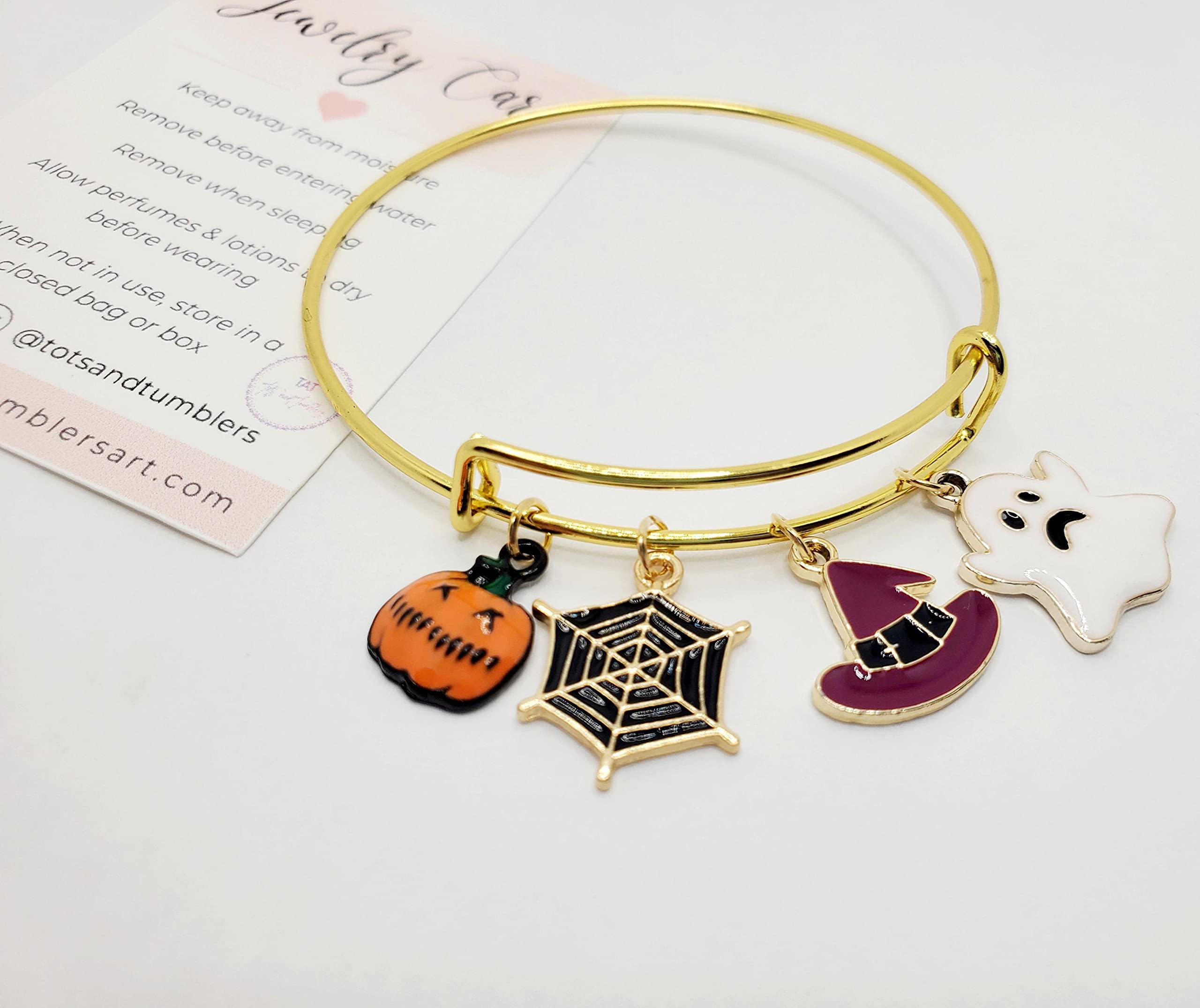 Halloween Charm Bracelet - Gold Plated Bangle with 4 Spooky Charms for Women | Halloween Jewelry Gift for Party, Cosplay & Holiday Accessories