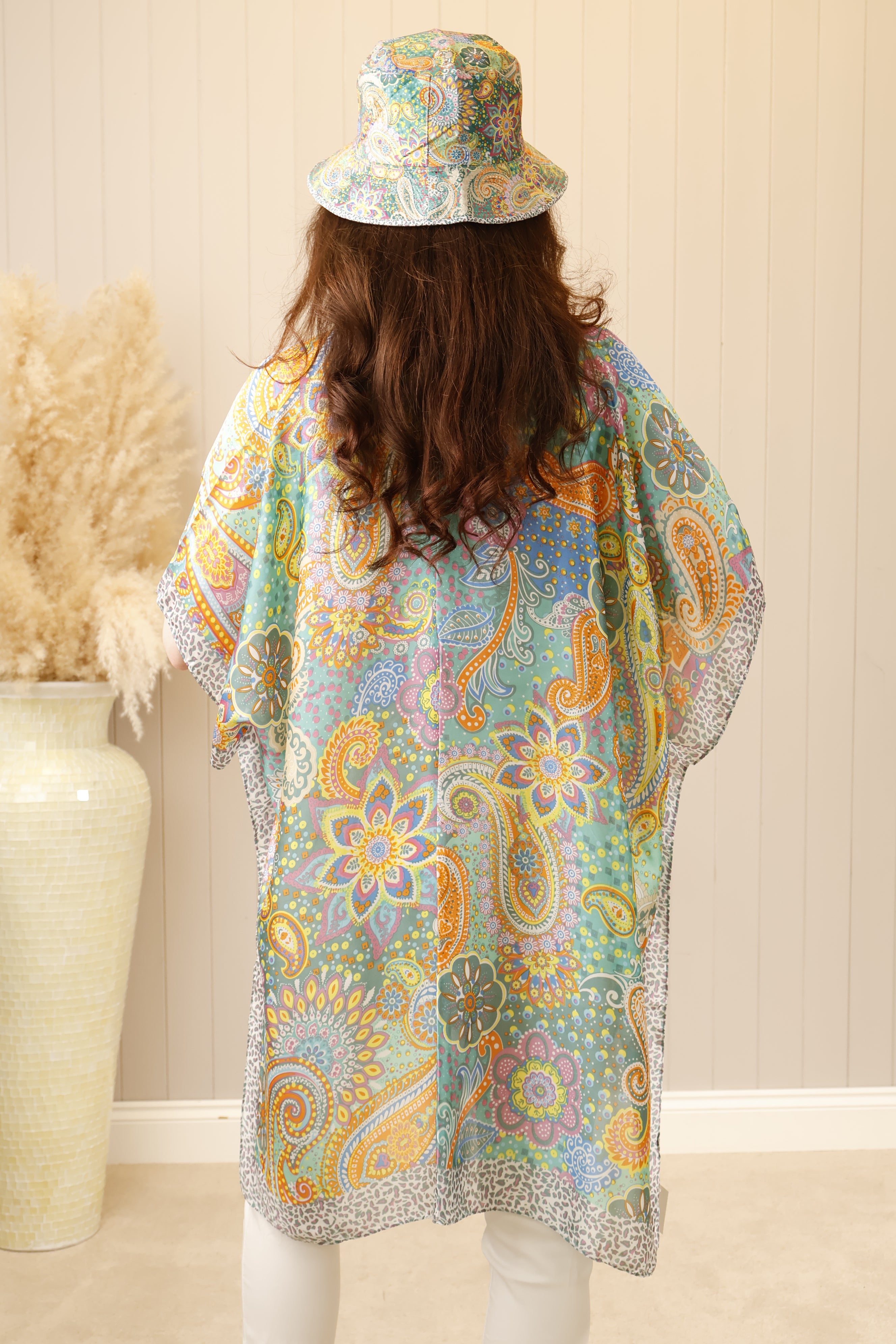Japanese Kimono & Matching Hat Set for Women - Traditional Yukata Robe with Obi Belt & Headband - Perfect for Cosplay, Tea Ceremony, and Summer Festivals