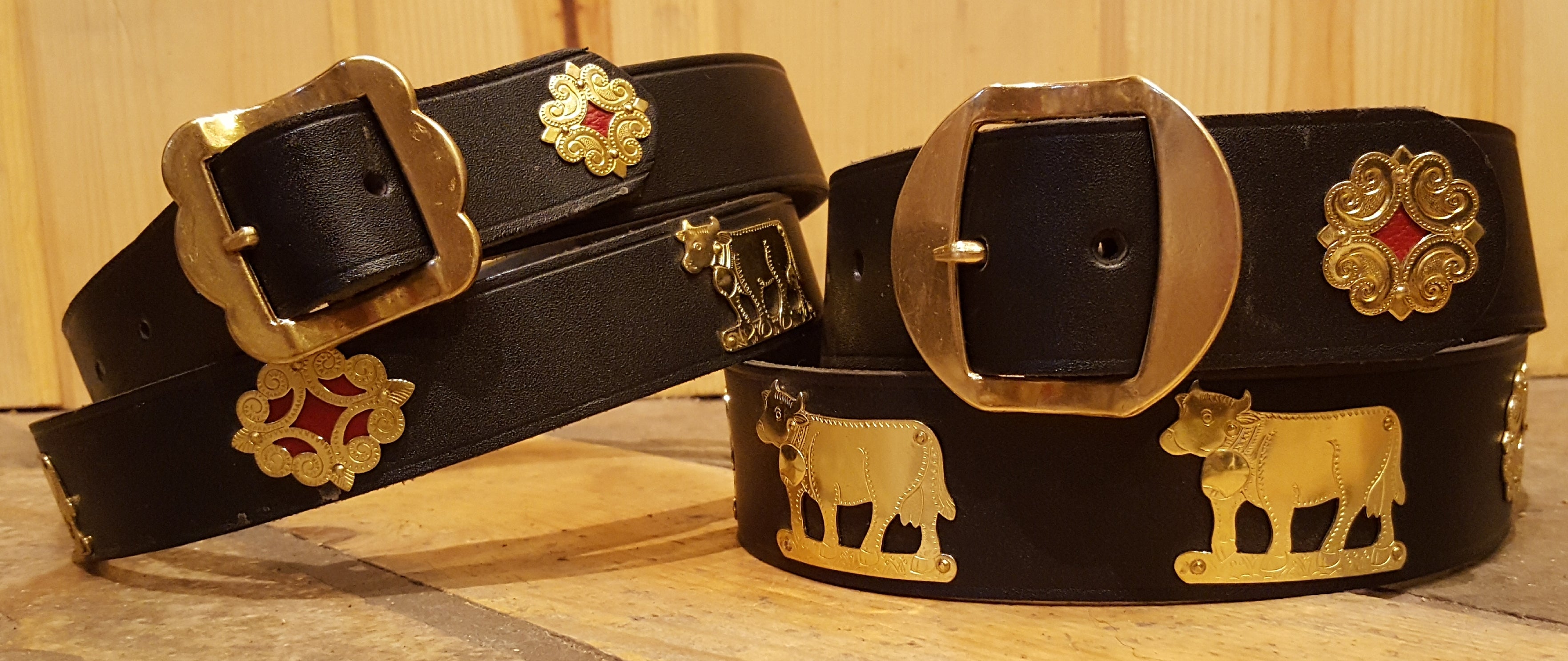 Authentic Appenzeller Swiss Leather Belt - Handcrafted Genuine Leather Belt for Men - Perfect for Casual, Business & Formal Wear