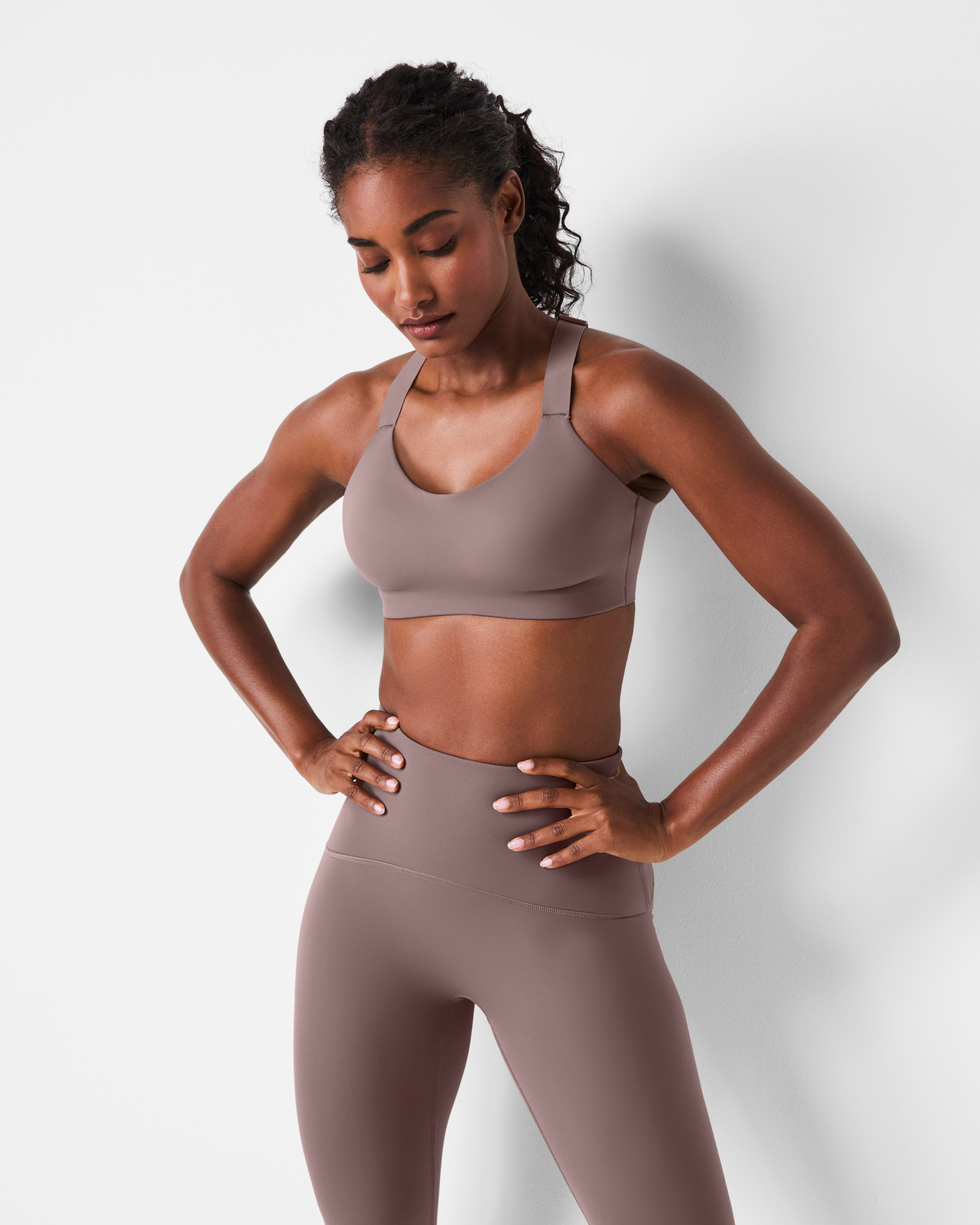 SPANX® FlexFeel Medium Impact Sports Bra - Comfortable Workout Bra for Running, Yoga & Gym - Supportive & Breathable Activewear for Women