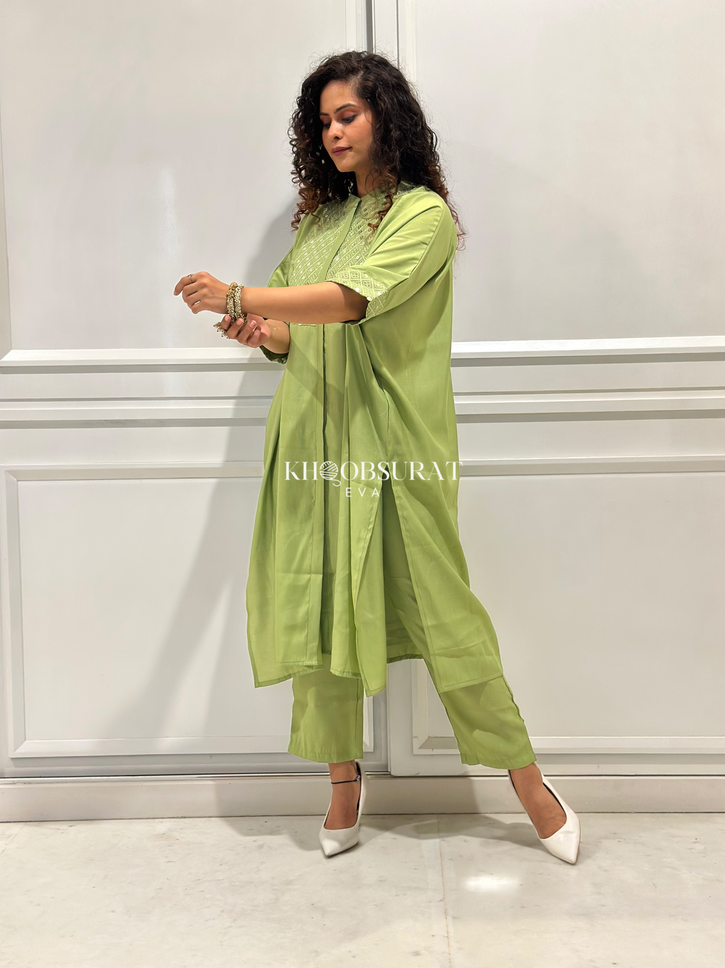 Stylish Indian Pistachio Green Kaftan Set for Women - Boho Chic Loungewear for Home, Beach & Summer Vacations