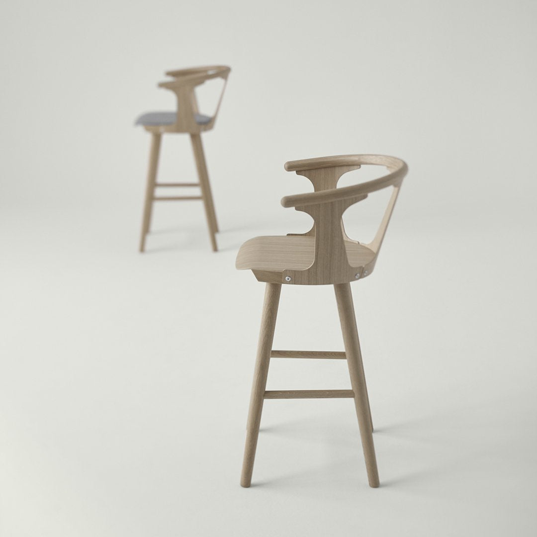 SK10 Adjustable Height Bar Stool - Modern Kitchen Island & Counter Stool for Home, Restaurant & Cafe - Comfortable & Durable Barstool with Footrest