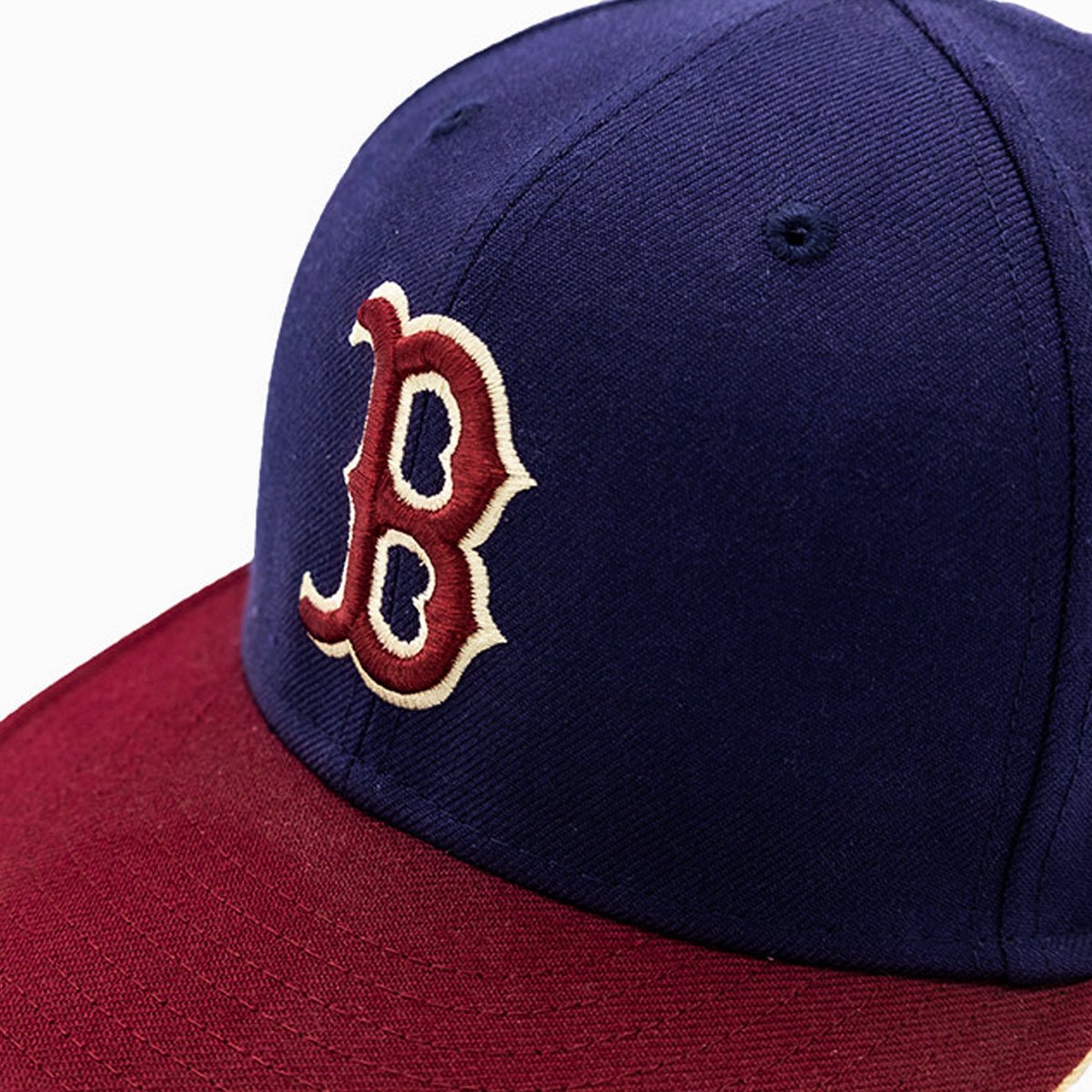 Boston Red Sox MLB 59FIFTY Fitted Hat - Official New Era Baseball Cap for Men & Women - Perfect for Games, Collecting & Streetwear Fashion