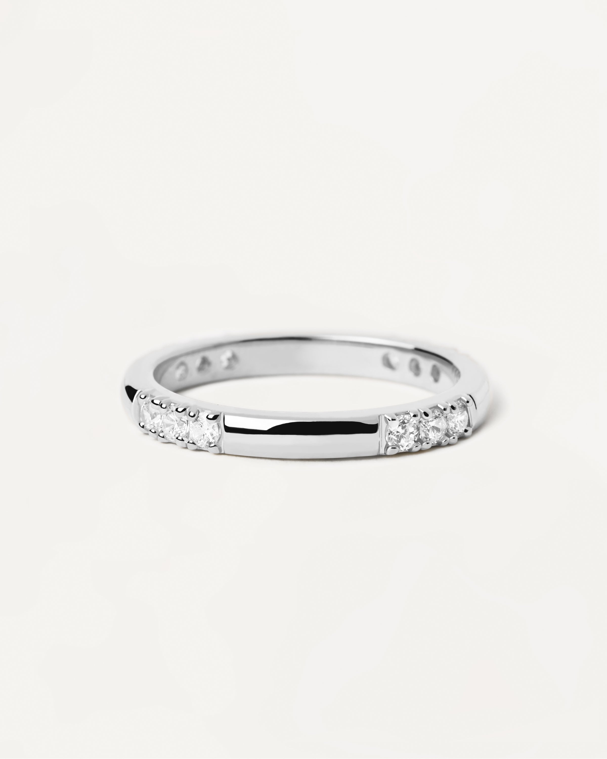 Fabi Sterling Silver Ring for Women - Elegant & Durable 925 Silver Jewelry for Everyday Wear, Gift Giving & Special Occasions