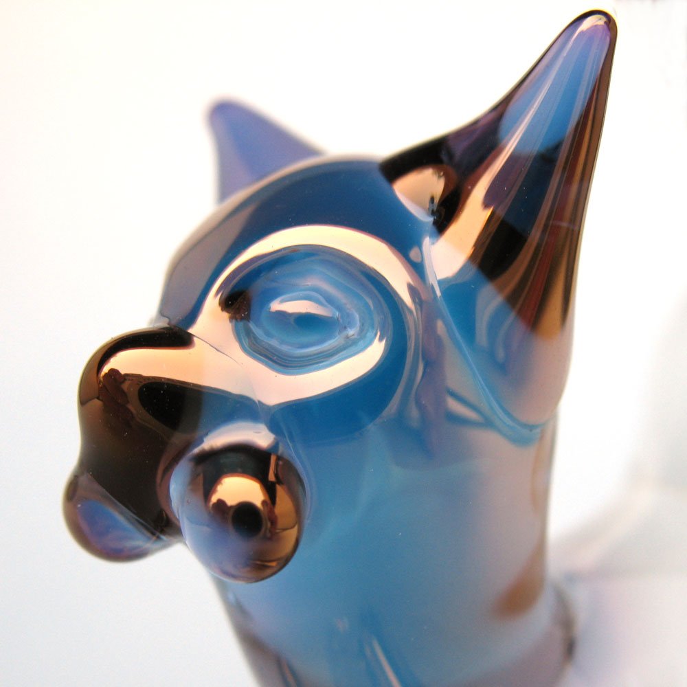 Hand Blown Glass Cat Figurine with Swarovski Crystals - Elegant Home Decor & Gift for Cat Lovers - Perfect for Shelves, Desks, and Collectible Displays