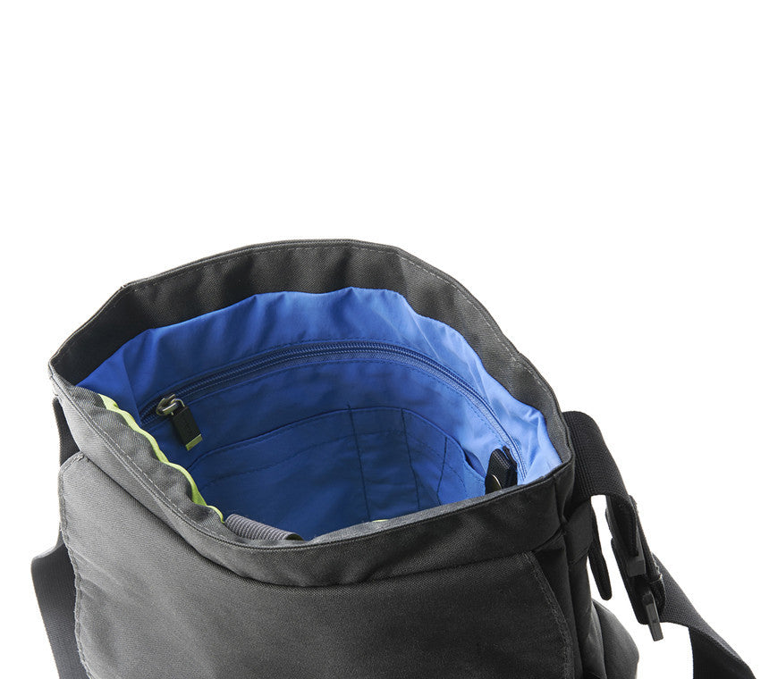 Moleskine MyCloud Reporter Bag for iPad & Tablets - Stylish & Durable Laptop Briefcase for Work, Travel & Business Professionals