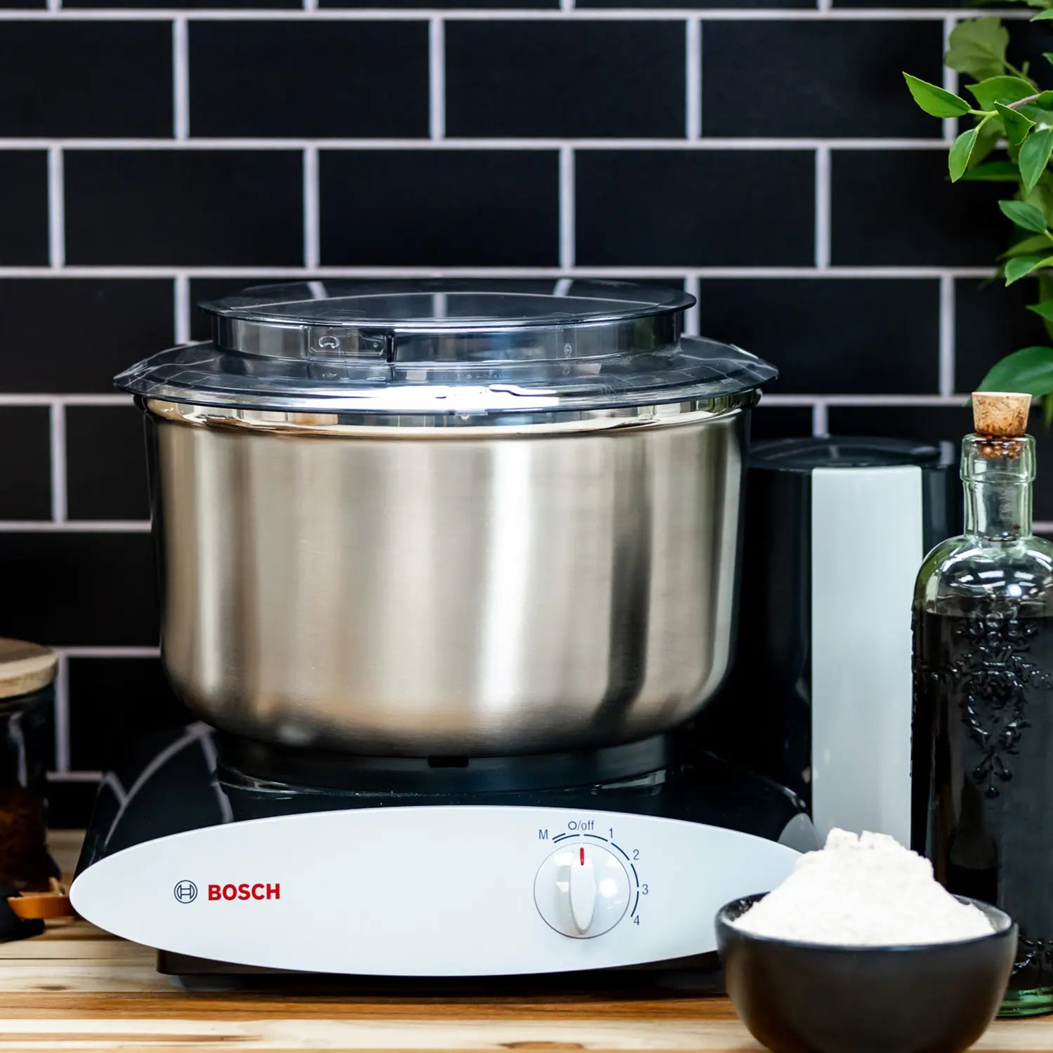 Bosch Universal Plus MUM6N10UG Stand Mixer - 800W Powerful Motor, 6.5L Bowl, 12 Speed Settings - Perfect for Baking, Dough Kneading & Whipping - Free Shipping