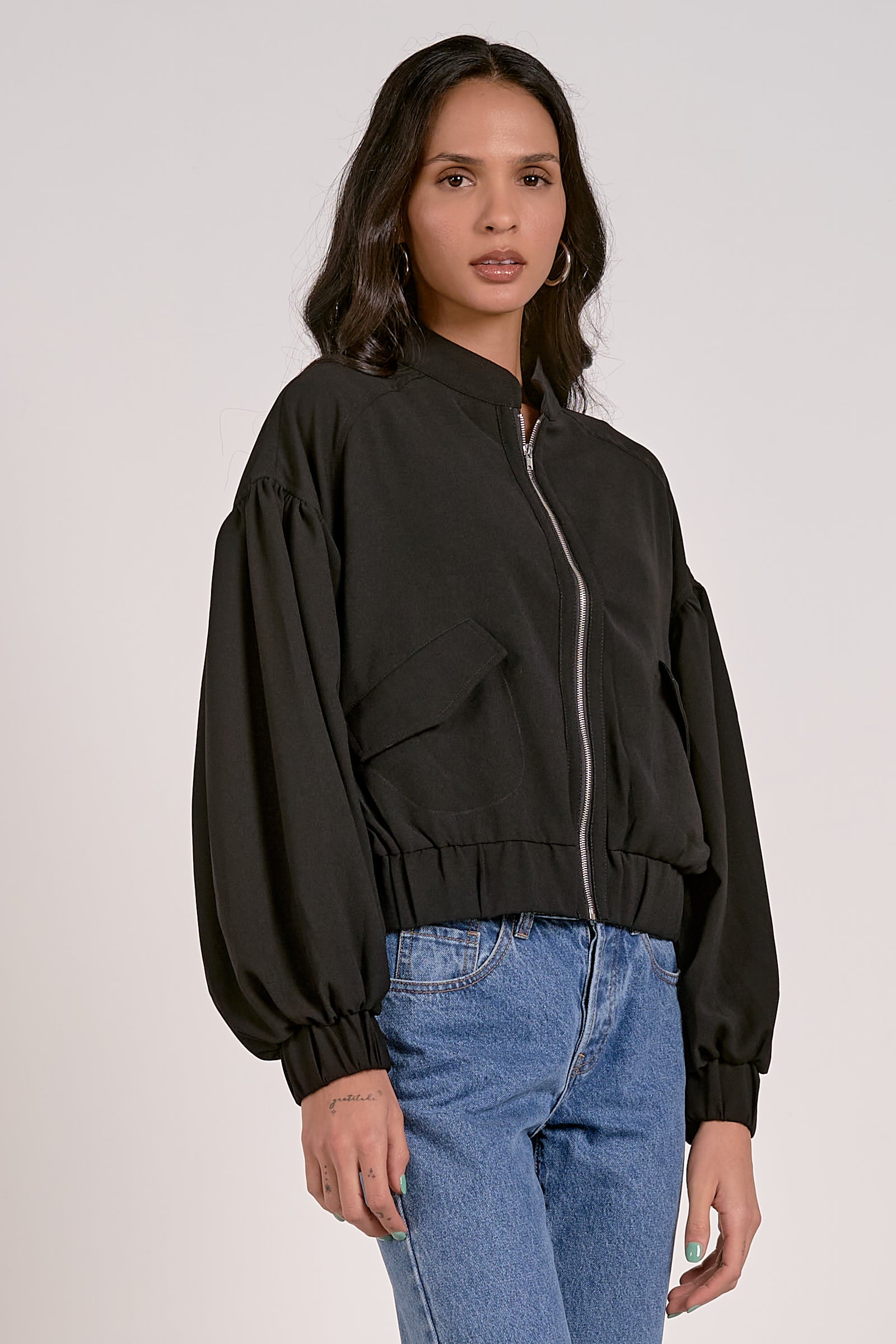 **Black Balloon Jacket - Stylish Puffer Coat for Women & Men - Perfect for Winter, Outdoor Activities & Casual Wear**
