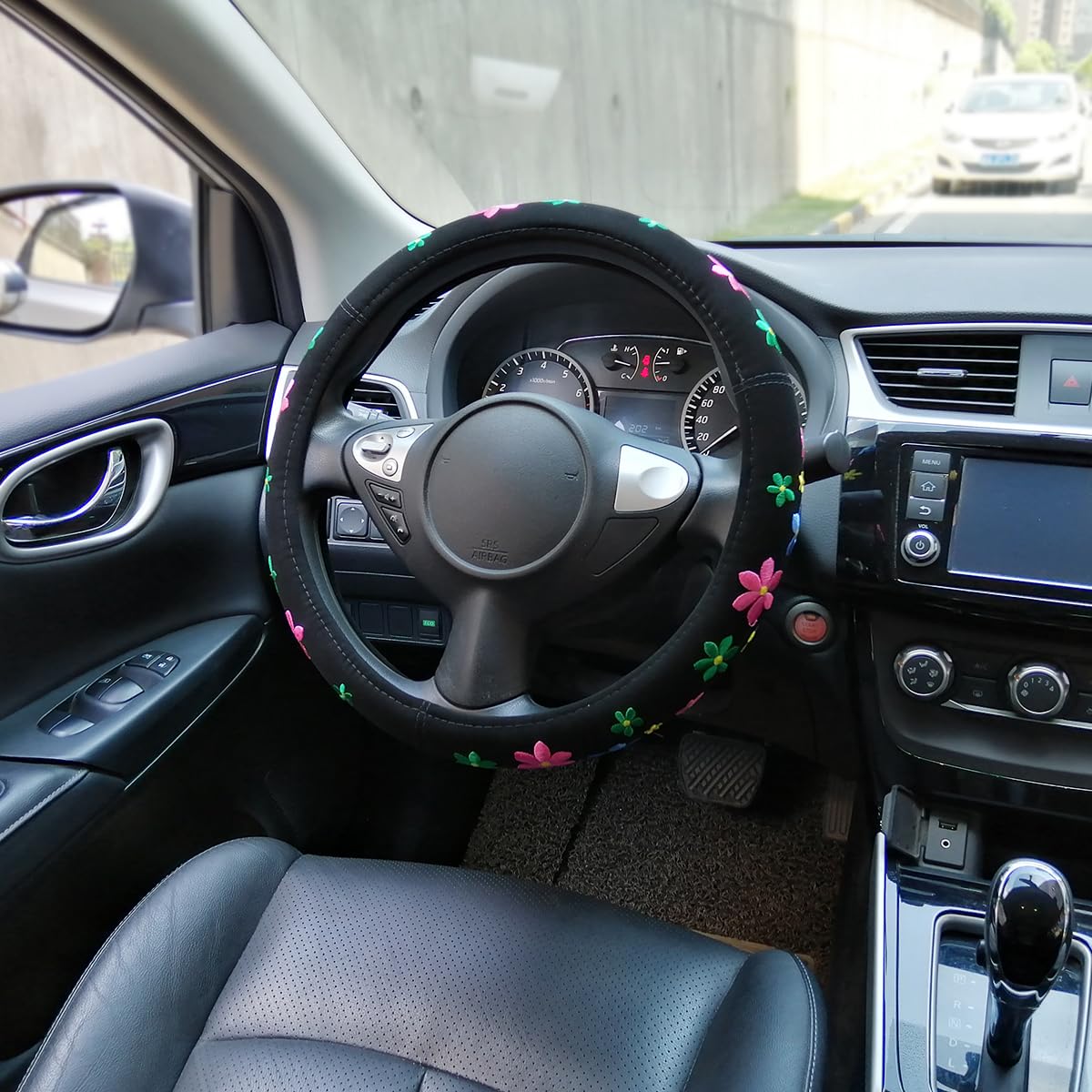 Cute Floral Embroidery Car Steering Wheel Cover for Women - Universal 15 Inch Soft Flannel Steering Wheel Protector - Perfect for Daily Commute & Road Trips
