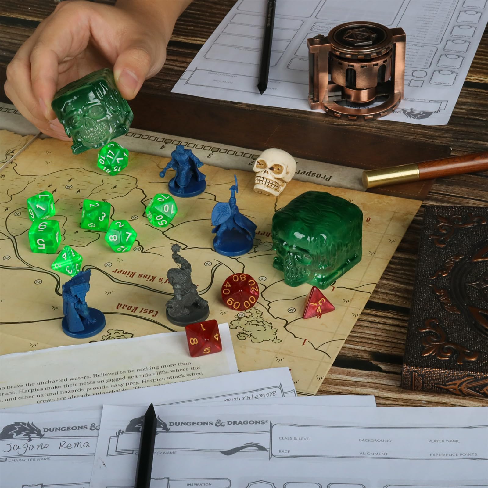 Skull Gelatinous Cube Dice Holder - Translucent Resin Dice Cage for DND - Perfect Tabletop RPG Accessories & Gifts for Gamers - Ideal for D&D Sessions, Board Game Nights & Roleplaying Adventures