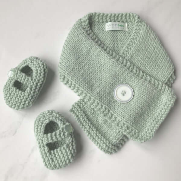 Stylish Button Scarf & Adorable Baby Mary Jane Shoes - Perfect for Winter Outfits & Special Occasions