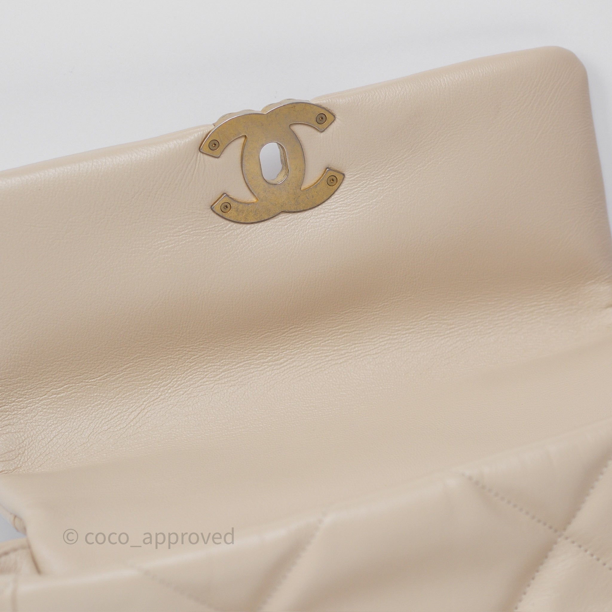 Chanel 19 Small Handbag in Light Beige with Mixed Hardware - Luxury Designer Shoulder Bag for Women, Perfect for Everyday Use & Special Occasions