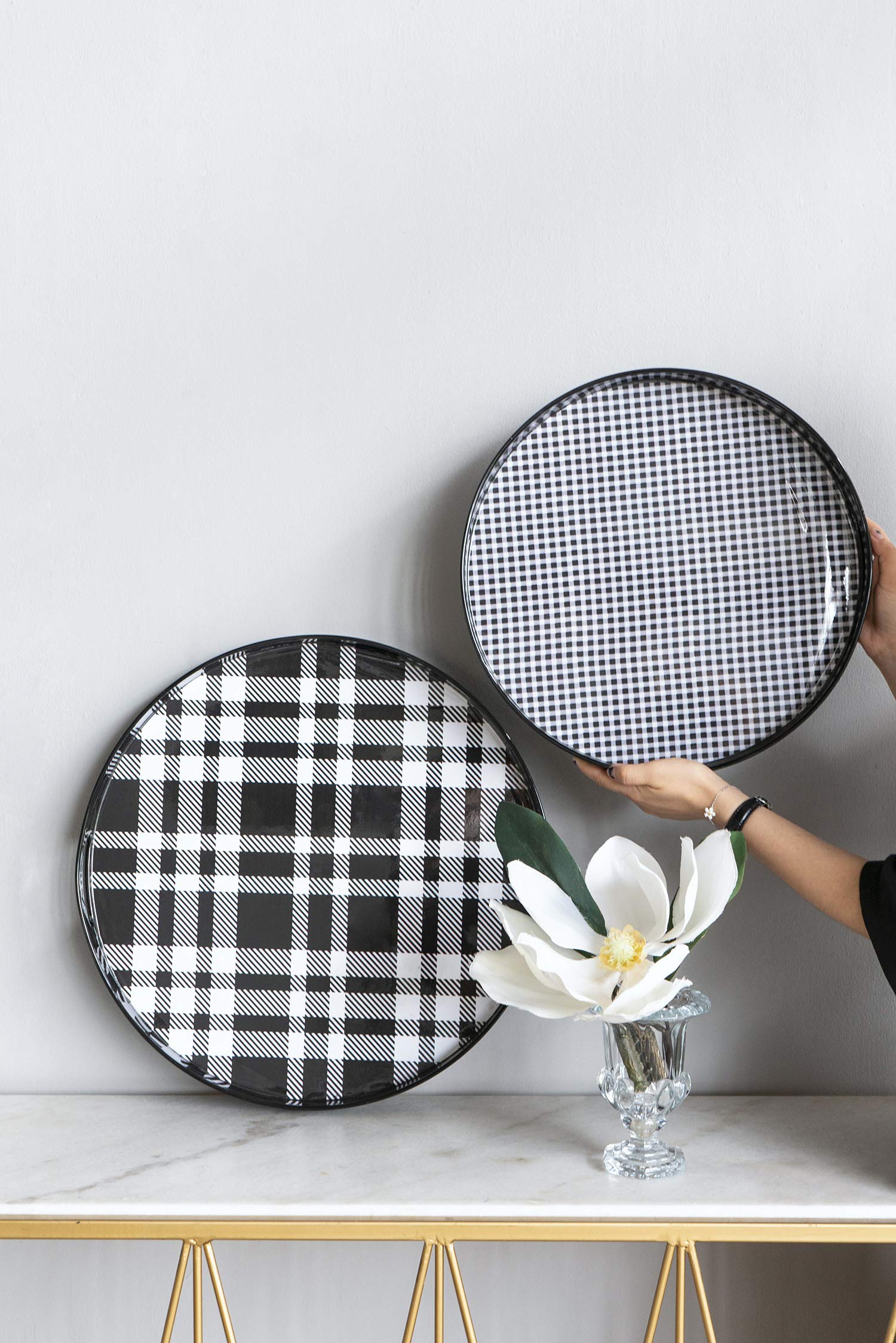 A&B Home Round Plastic Decorative Tray with Handles - Set of 2 Black & White Jewelry Organizer Trays for Coffee Table, Ottoman, Dining Table, Kitchen Counter & Living Room Decor - Perfect for Serving, Storage & Home Organization