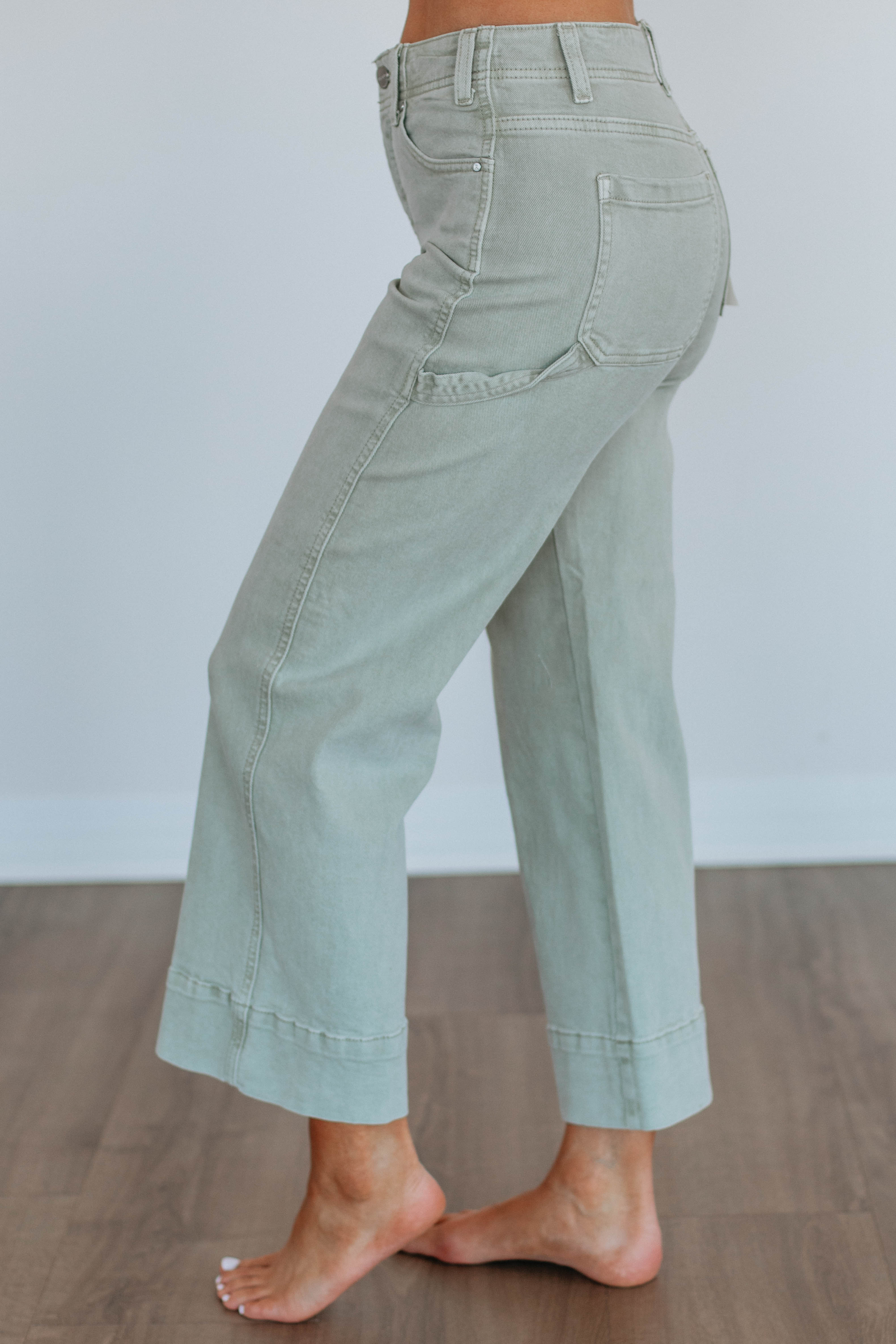 Chana Risen Jeans for Women - High Waist Stretch Denim Pants, Comfortable Skinny Jeans with Pockets - Perfect for Casual Wear, Office, and Night Out