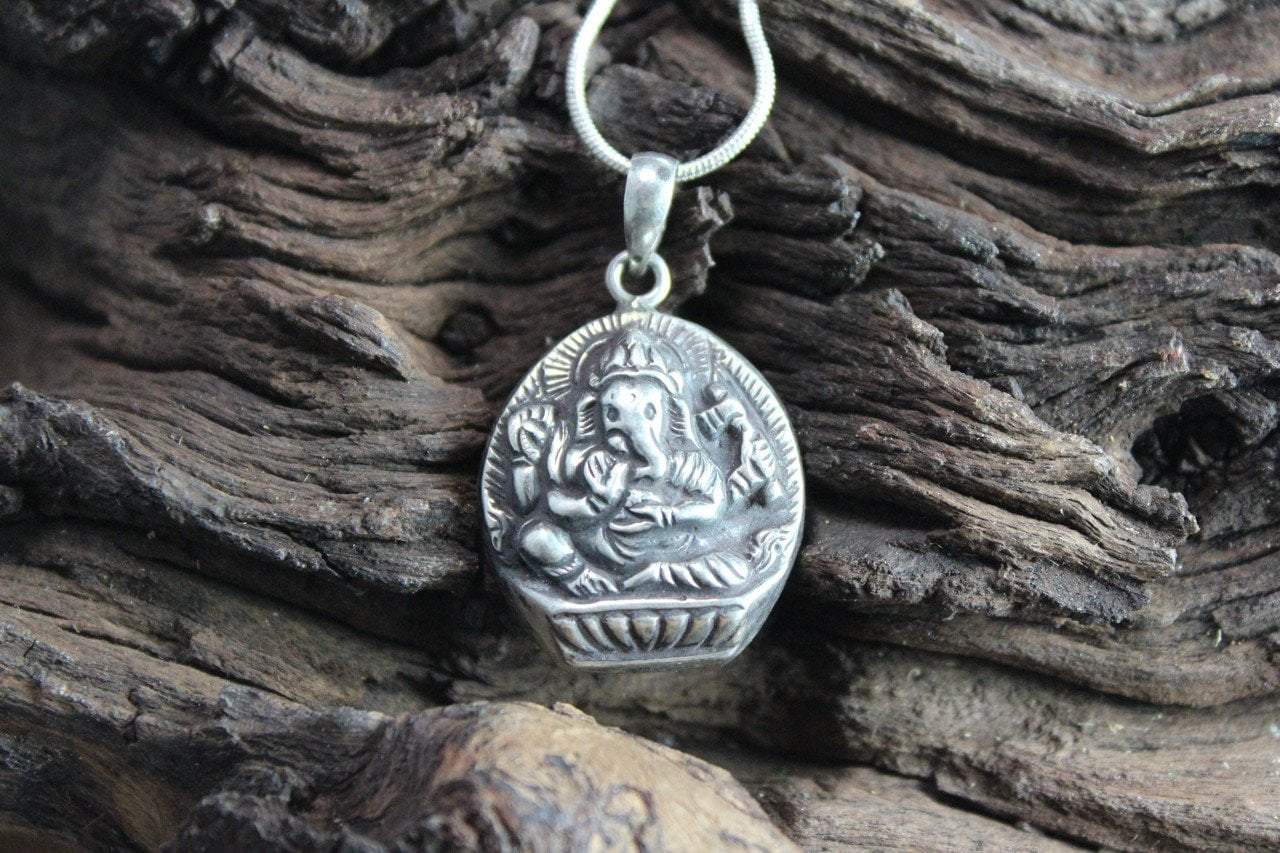 1 Inch Ganesh Pendant - Hindu God Ganesha Necklace for Men & Women - Spiritual Jewelry for Meditation, Yoga & Blessings