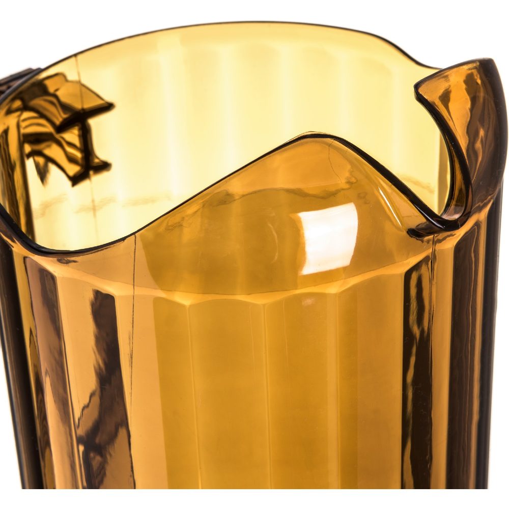 Carlisle 554013 VersaPour Pitcher - 60oz Amber Plastic Pitcher for Restaurants, Bars & Catering - Durable BPA-Free Beverage Dispenser for Iced Tea, Lemonade & Party Drinks