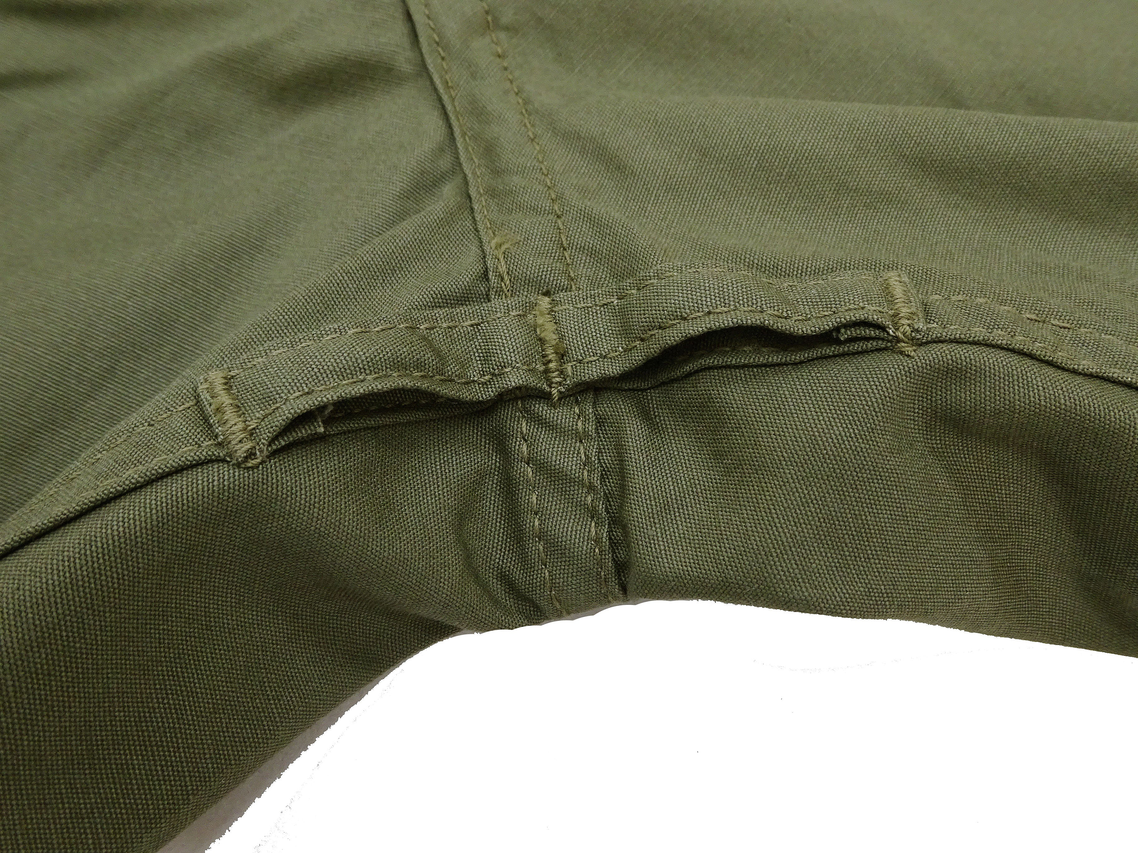 Buzz Rickson US Army Vietnam Tropical Jungle Cargo Pants - Loose Fit Straight Wide Leg Men's Military Style BR42500 in Olive | Perfect for Outdoor Adventures, Hiking & Vintage Fashion Enthusiasts